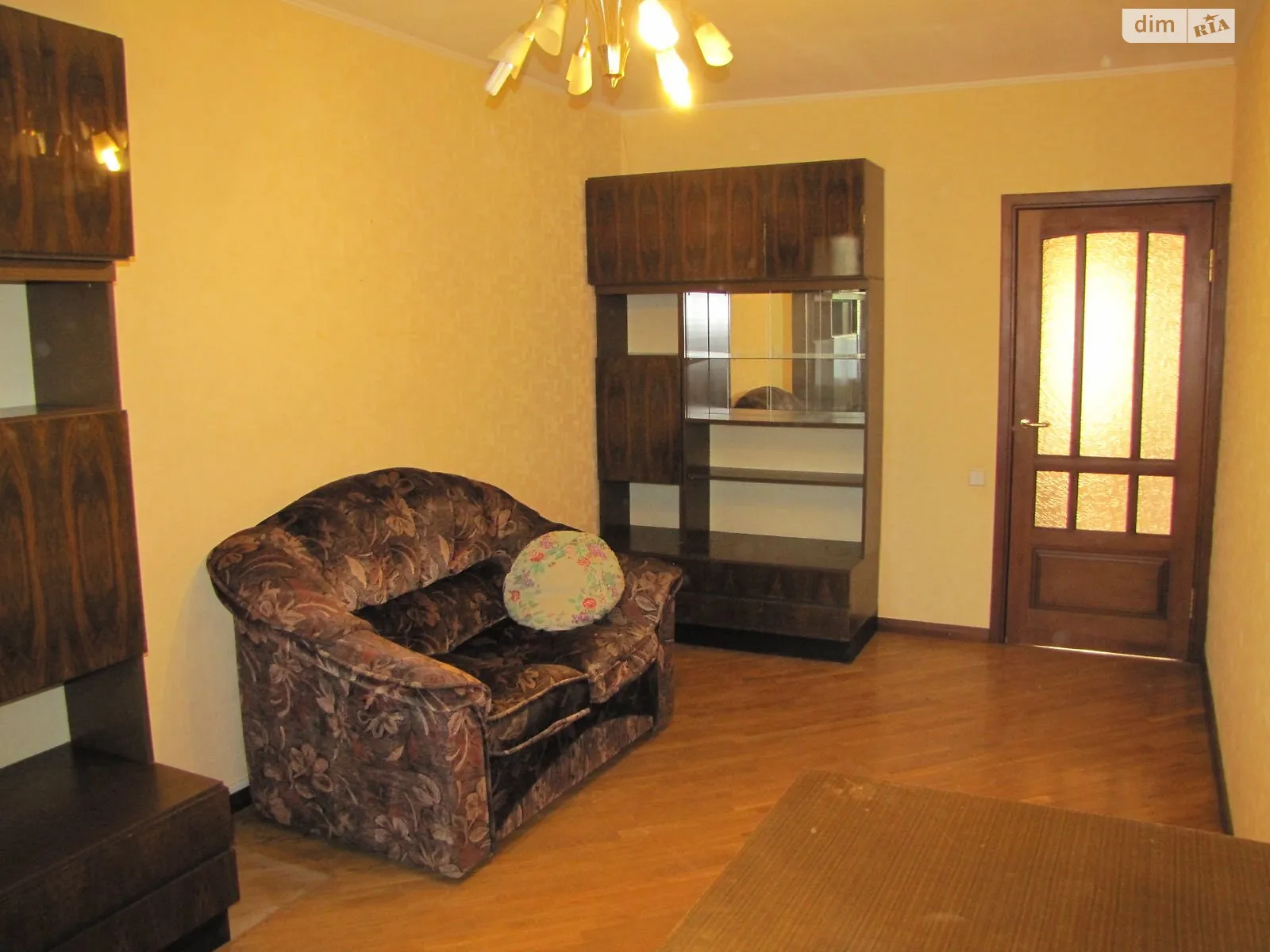 Продається 3-кімнатна квартира 68 кв. м у Харкові, вул. Героїв Праці, 4Б