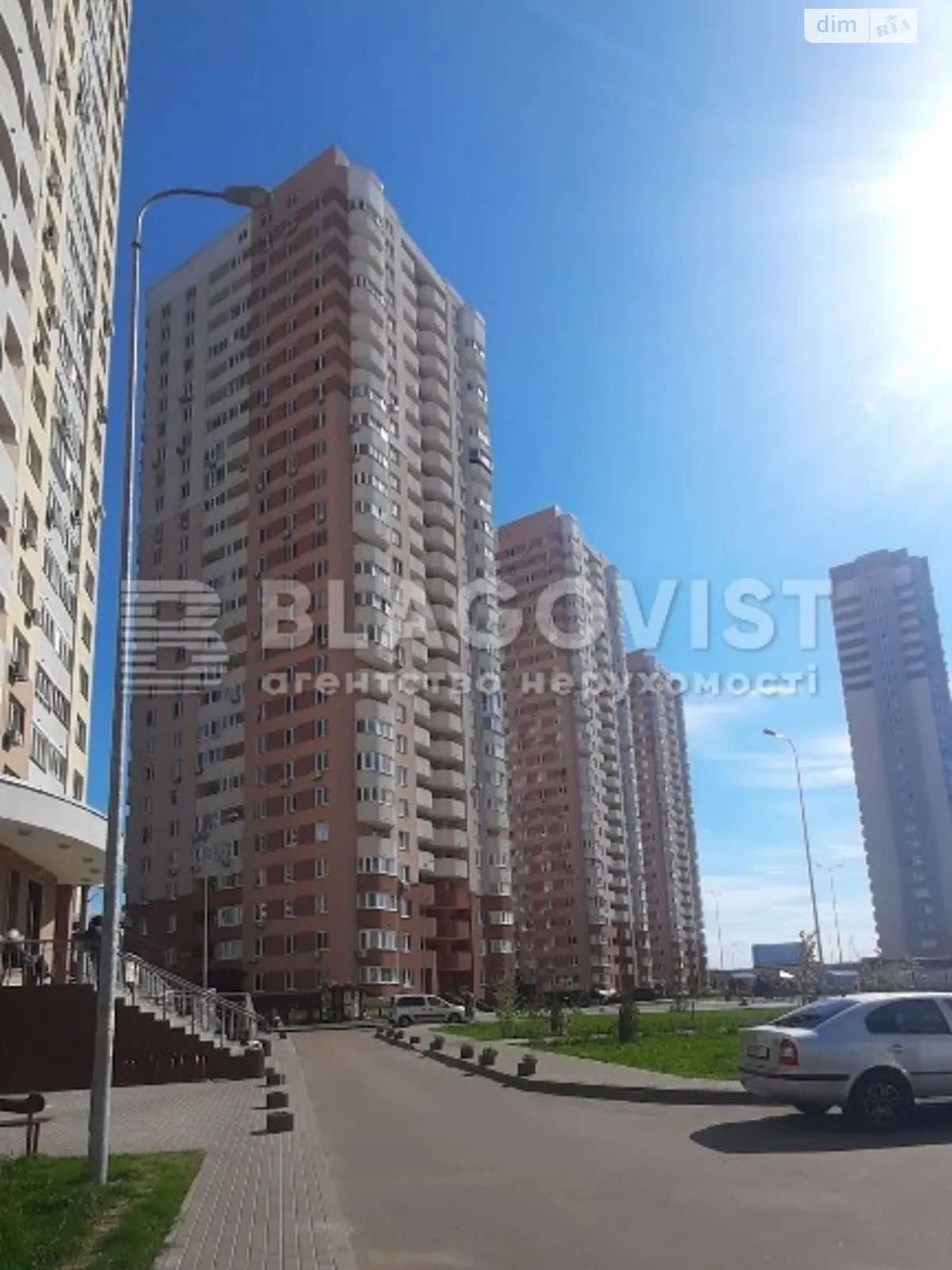 Продается 2-комнатная квартира 57 кв. м в Киеве, ул. Крушельницкого, 15 - фото 1