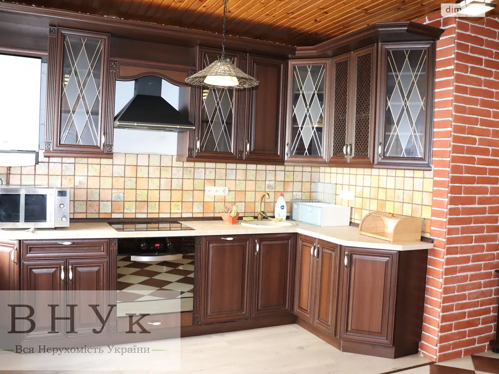 2-комнатная квартира 57.5 кв. м в Тернополе, ул. Русская - фото 1