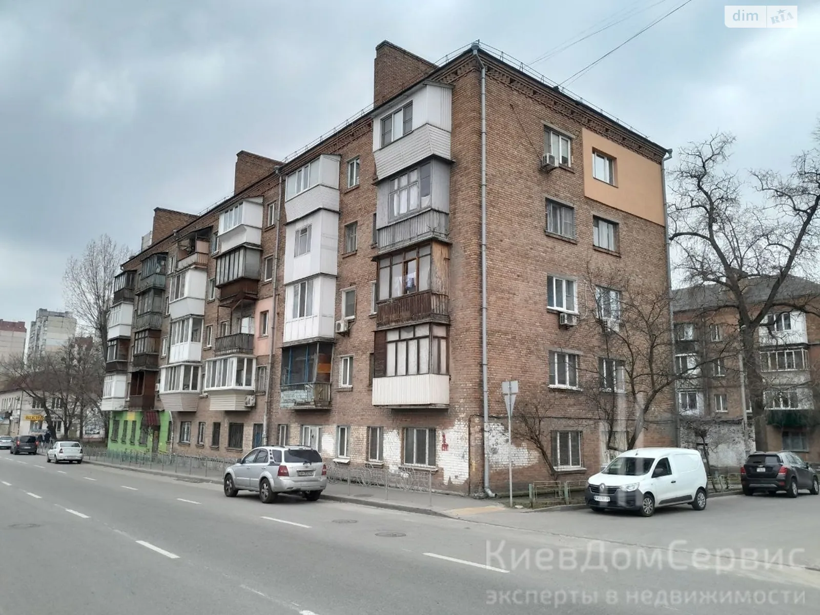 Продается 1-комнатная квартира 25 кв. м в Киеве, ул. Автозаводская, 87А