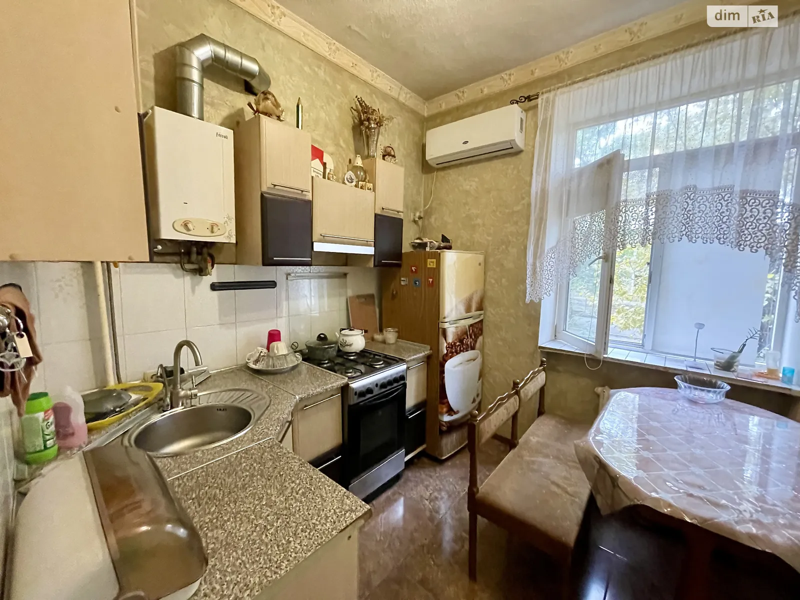 Продается 2-комнатная квартира 52 кв. м в Одессе, цена: 35000 $