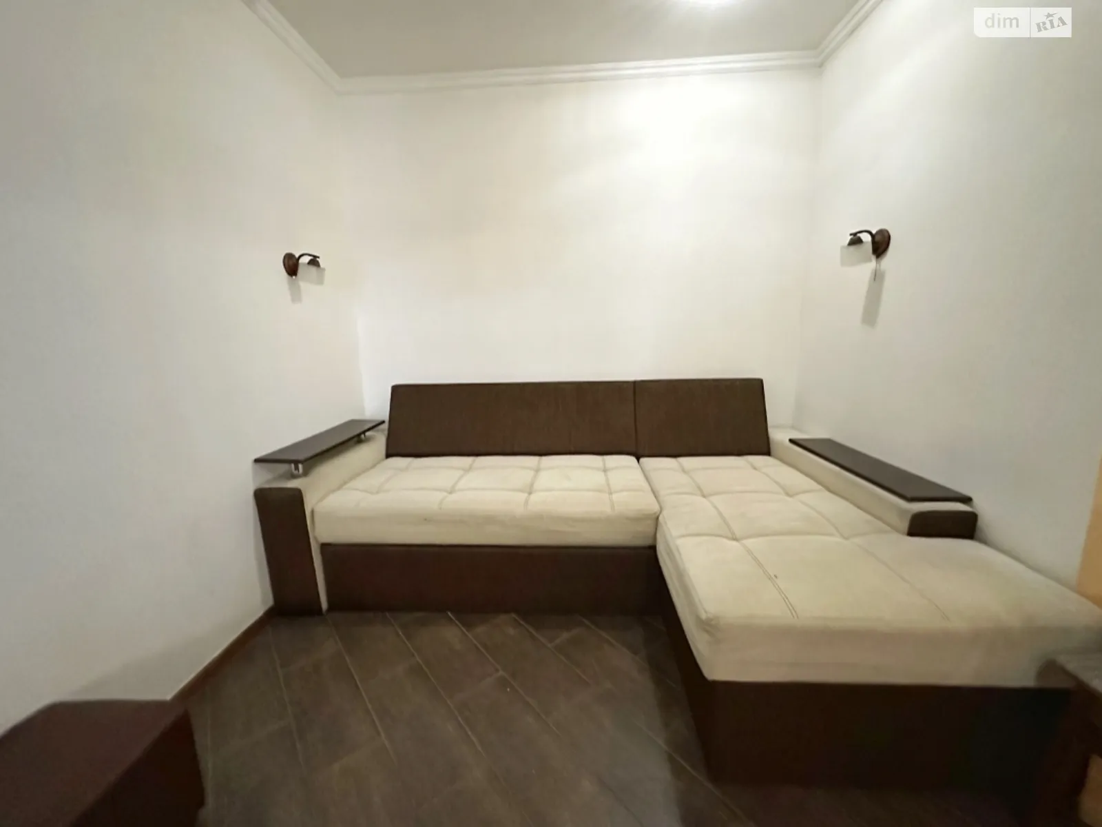 Продается 1-комнатная квартира 18.4 кв. м в Одессе, ул. Колонтаевская