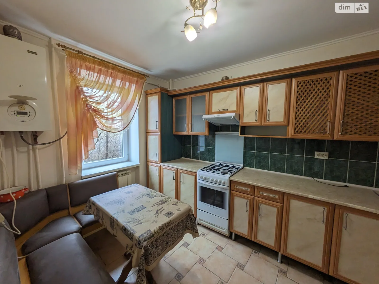 Продается 2-комнатная квартира 50 кв. м в Ивано-Франковске, ул. Кисилевской А. - фото 1