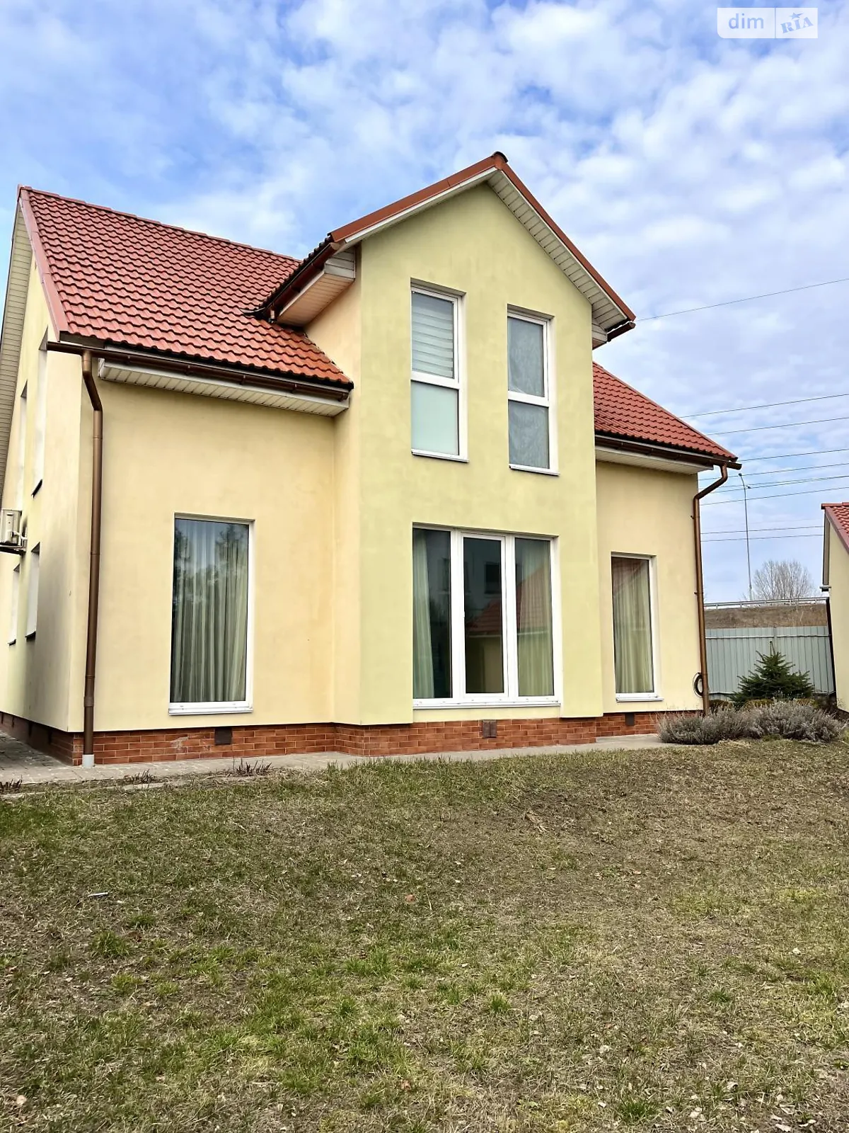 Продається будинок 2 поверховий 138 кв. м з терасою, цена: 210000 $