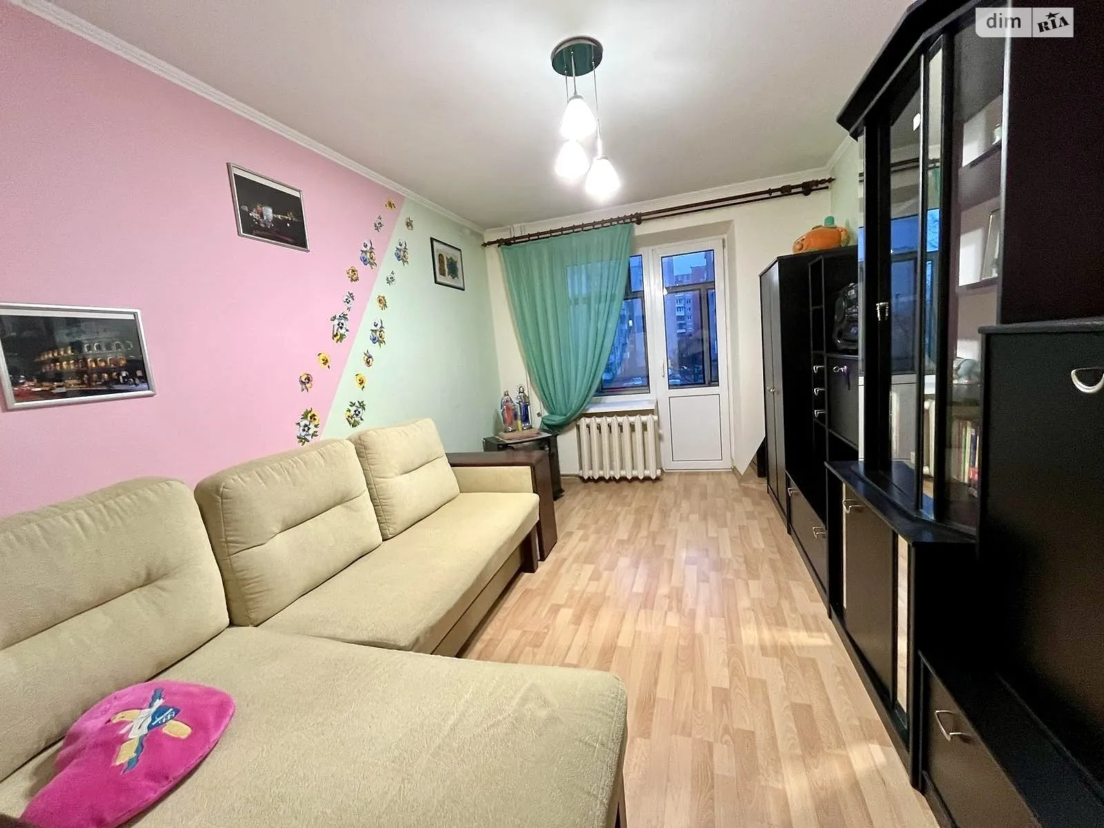 Продается 3-комнатная квартира 68 кв. м в Львове, ул. Липы Юрия