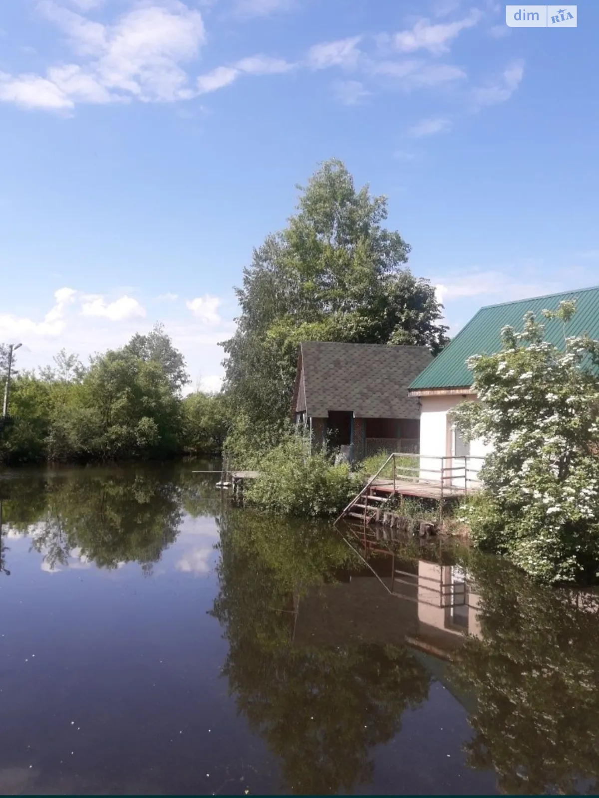 Продається будинок 3 поверховий 365 кв. м з ділянкою, Бесарабська