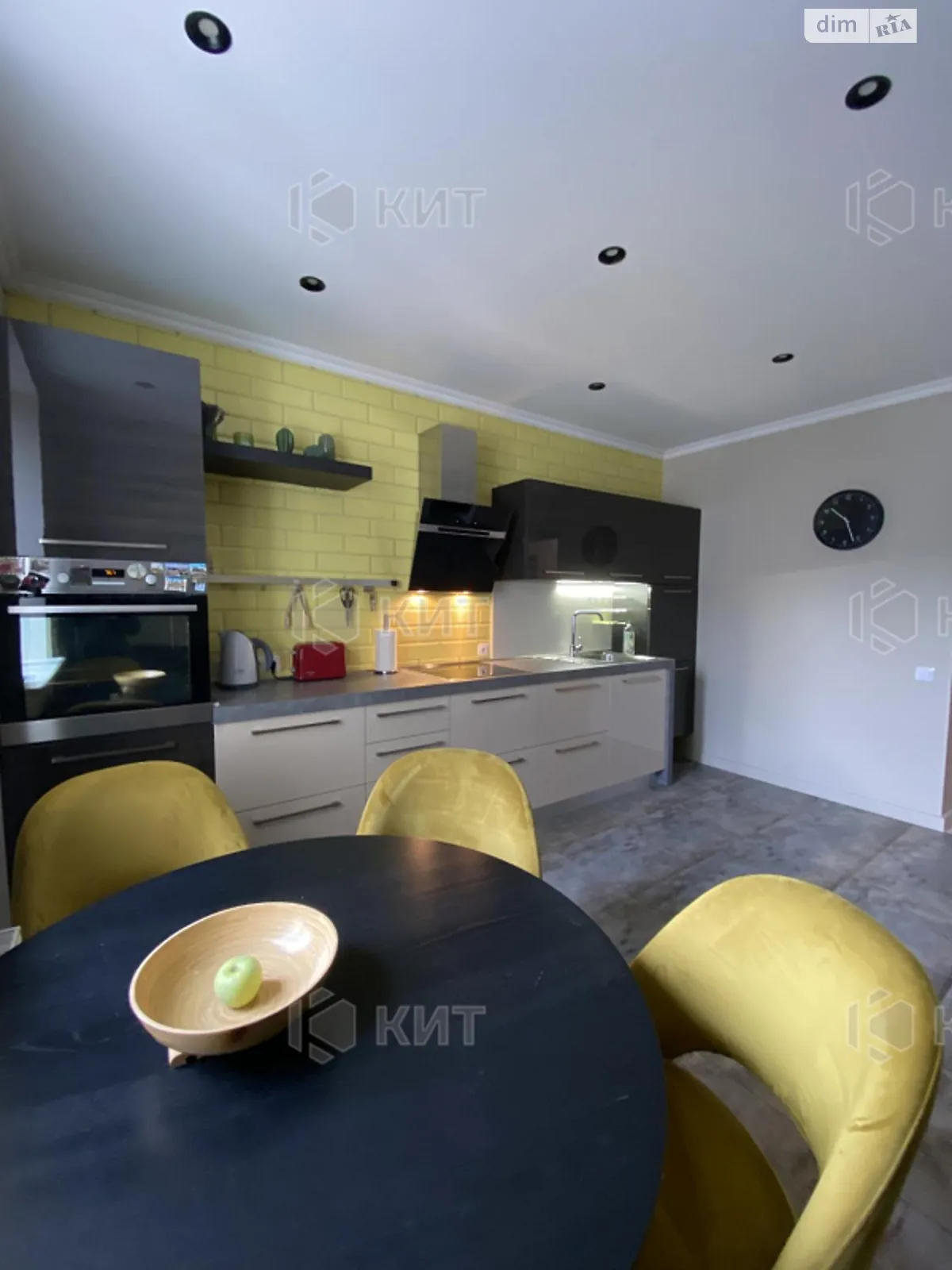 Продається 2-кімнатна квартира 70 кв. м у Харкові, пров. Усенка Володимира, 25А - фото 1
