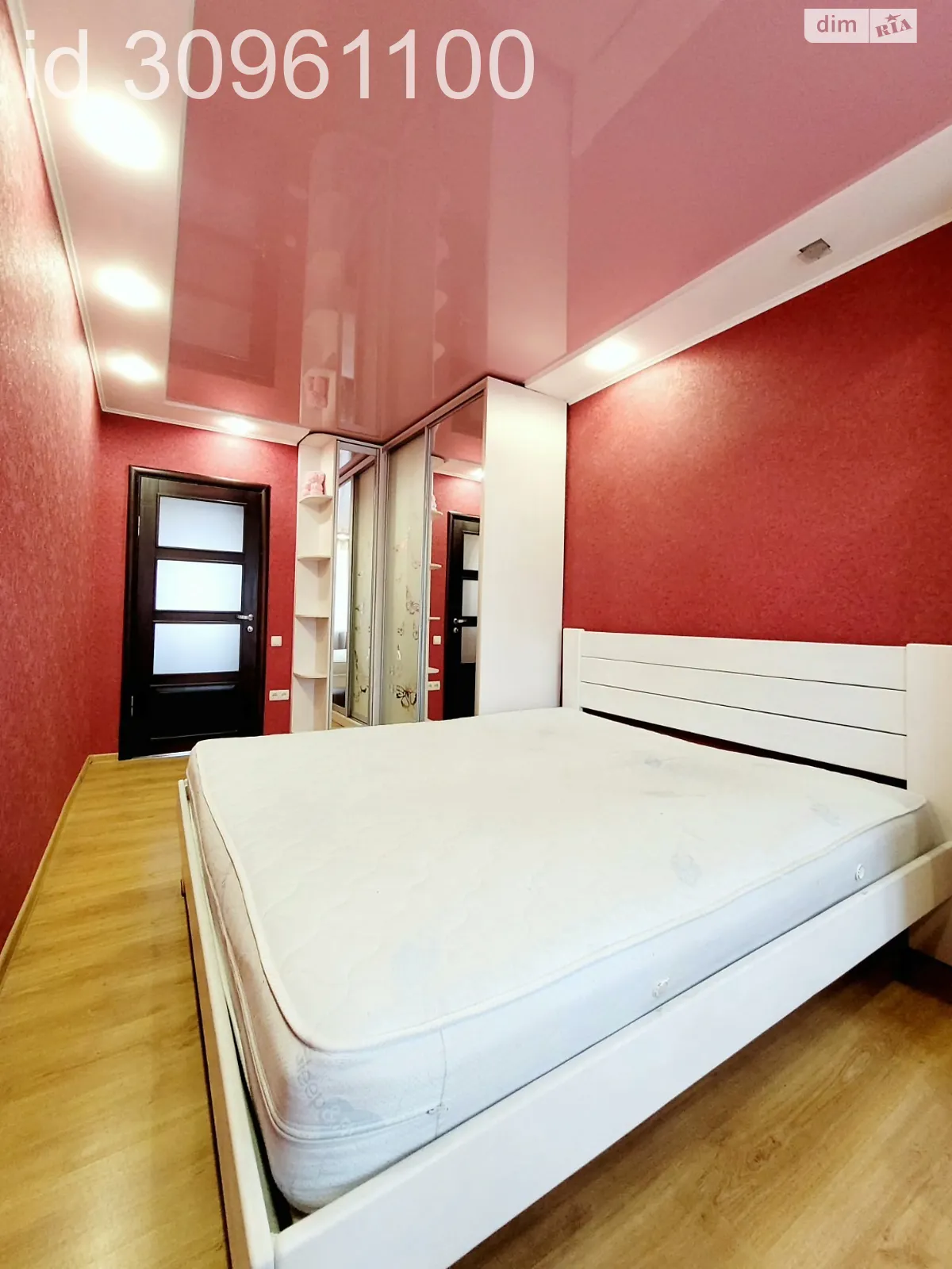 Продается 3-комнатная квартира 59 кв. м в Житомире, цена: 58900 $