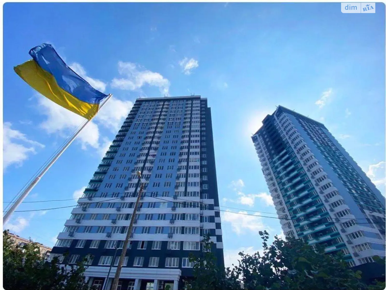 Продается 1-комнатная квартира 47 кв. м в Одессе, ул. Варненская, 27/2А - фото 1
