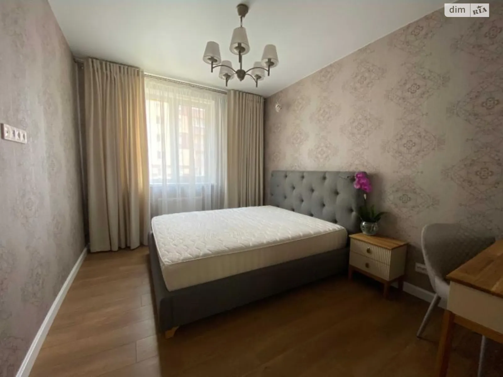 Продается 2-комнатная квартира 56 кв. м в Харькове, цена: 58499 $