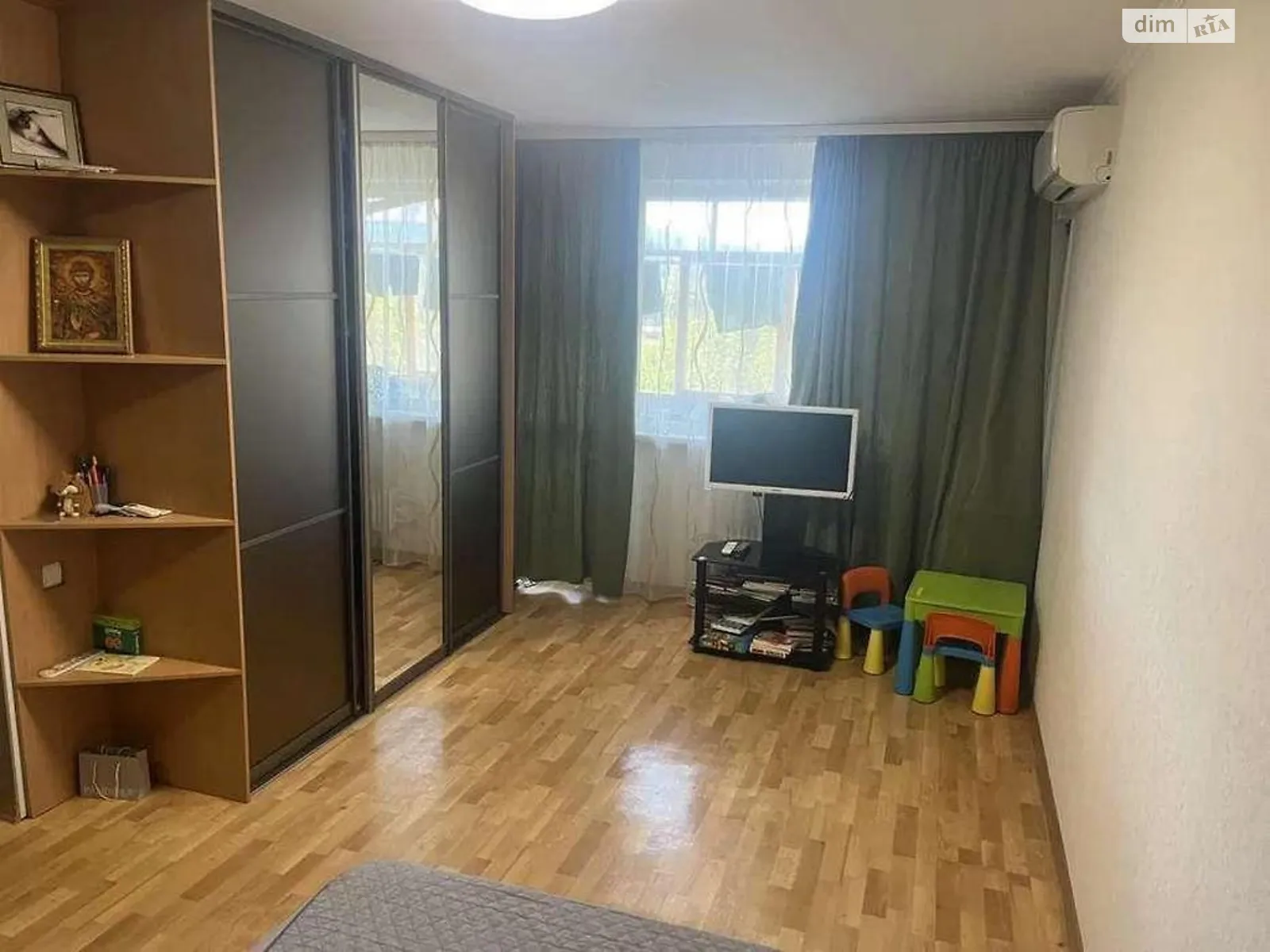 Продается 1-комнатная квартира 36 кв. м в Харькове, цена: 27000 $