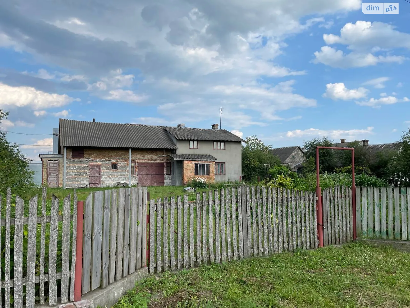 Продається будинок 2 поверховий 65 кв. м з каміном, цена: 25000 $