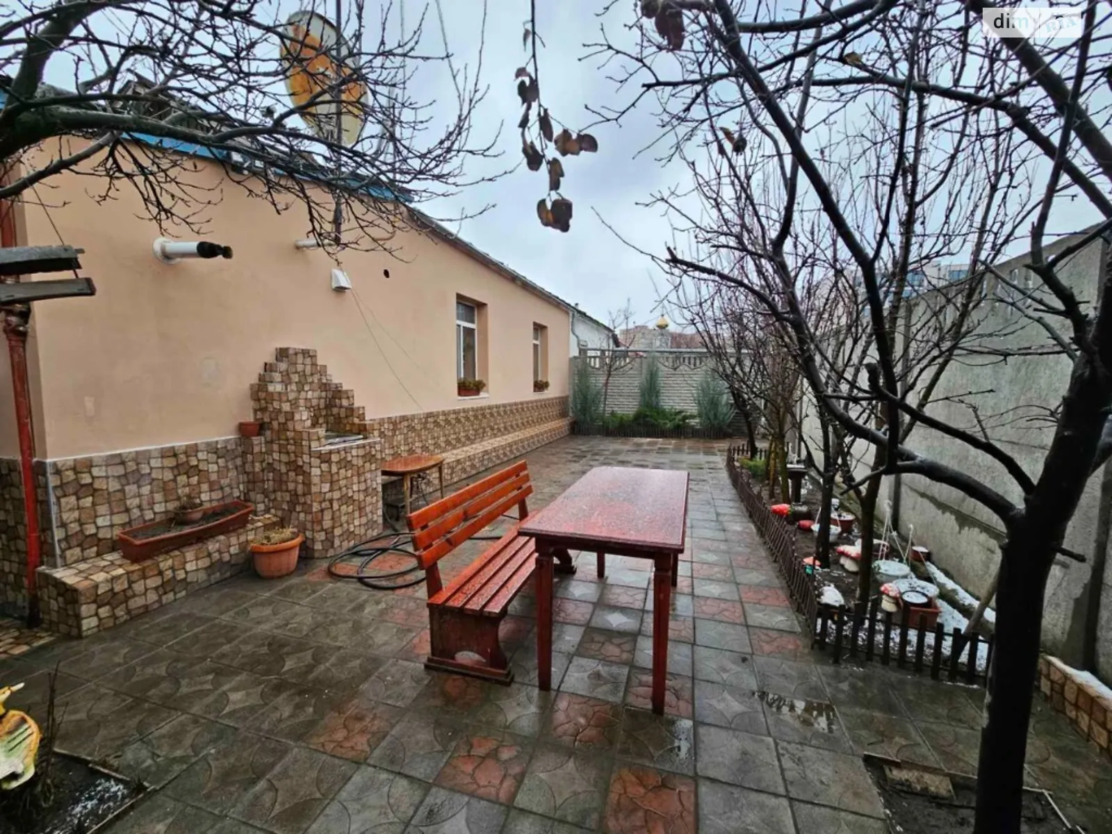 Продается часть дома 40 кв. м с гаражом, цена: 38000 $ - фото 1