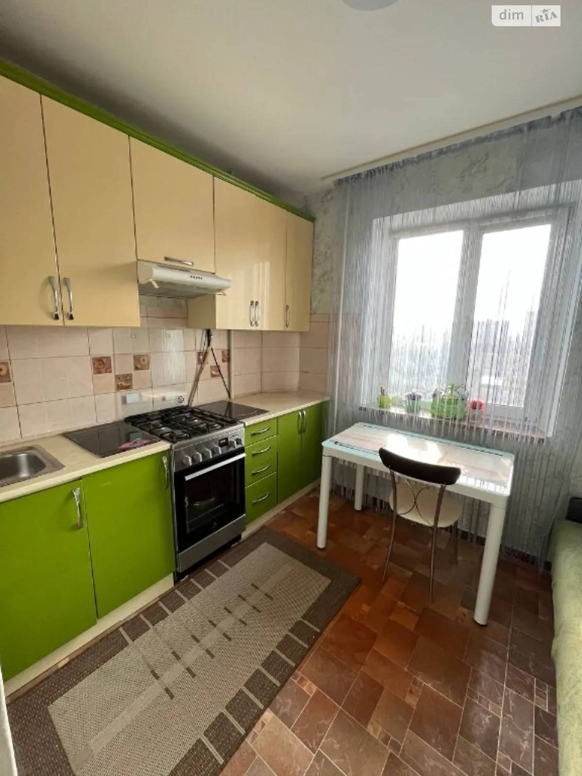 Продается 1-комнатная квартира 33.5 кв. м в Ровно, ул. Дубенская, 42