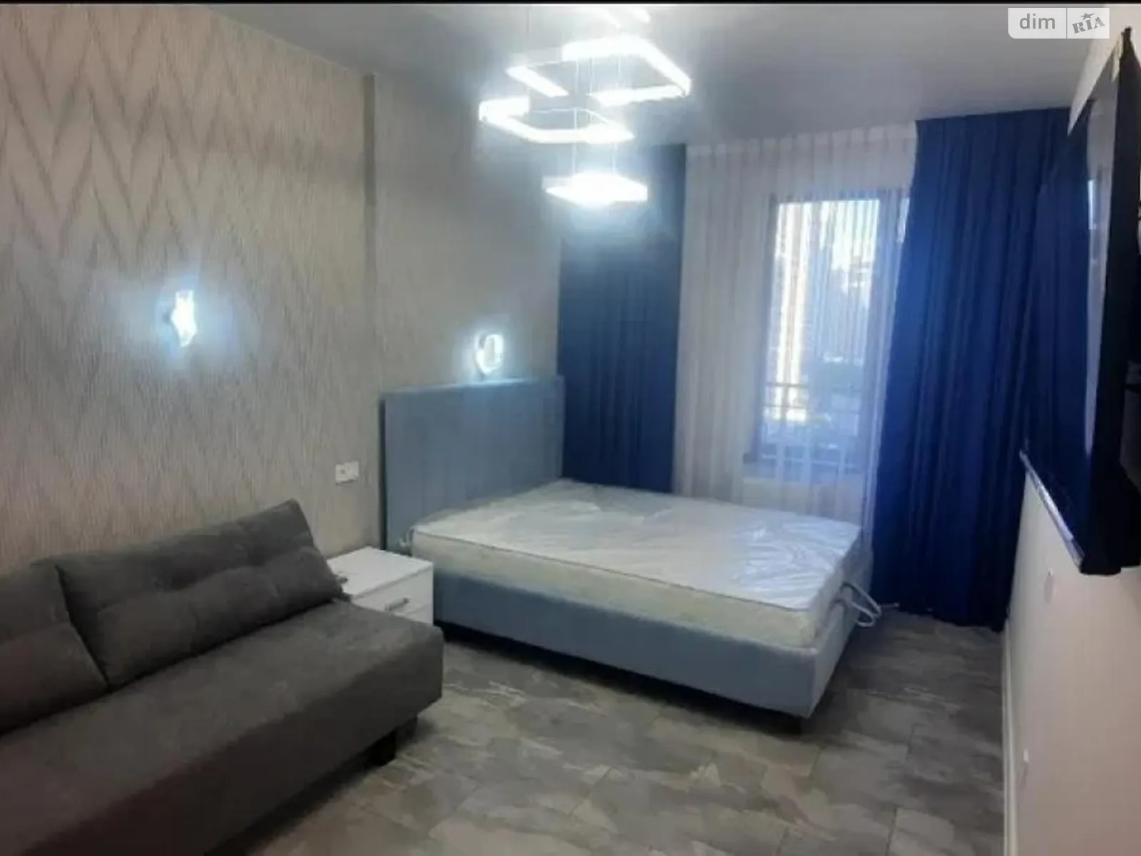 Продається 1-кімнатна квартира 32 кв. м у Одесі, вул. Генуезька