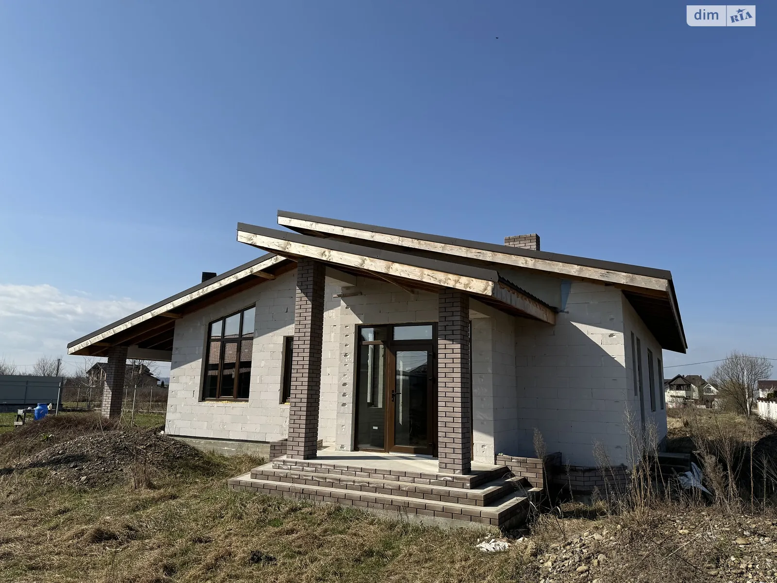 Продается одноэтажный дом 140 кв. м с баней/сауной, цена: 124800 $ - фото 1