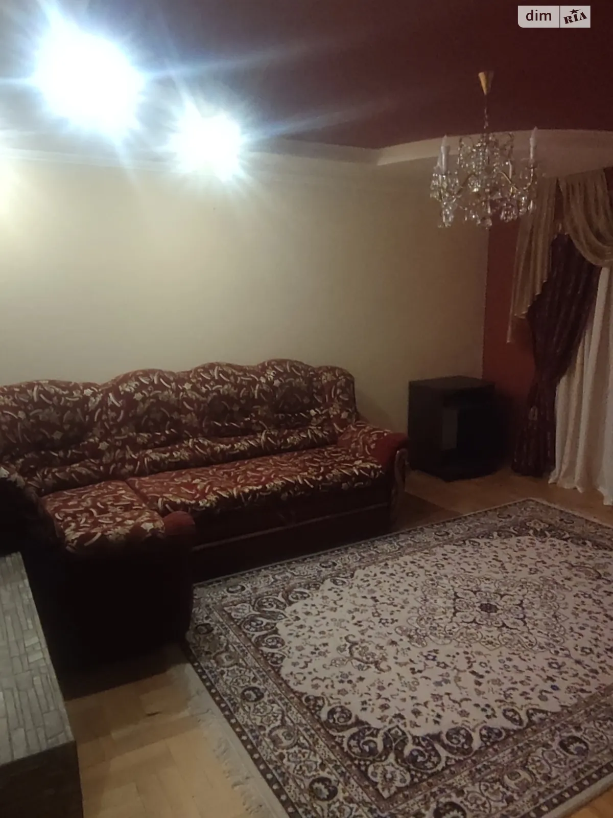 Продается 3-комнатная квартира 67.4 кв. м в Дрогобыче - фото 2