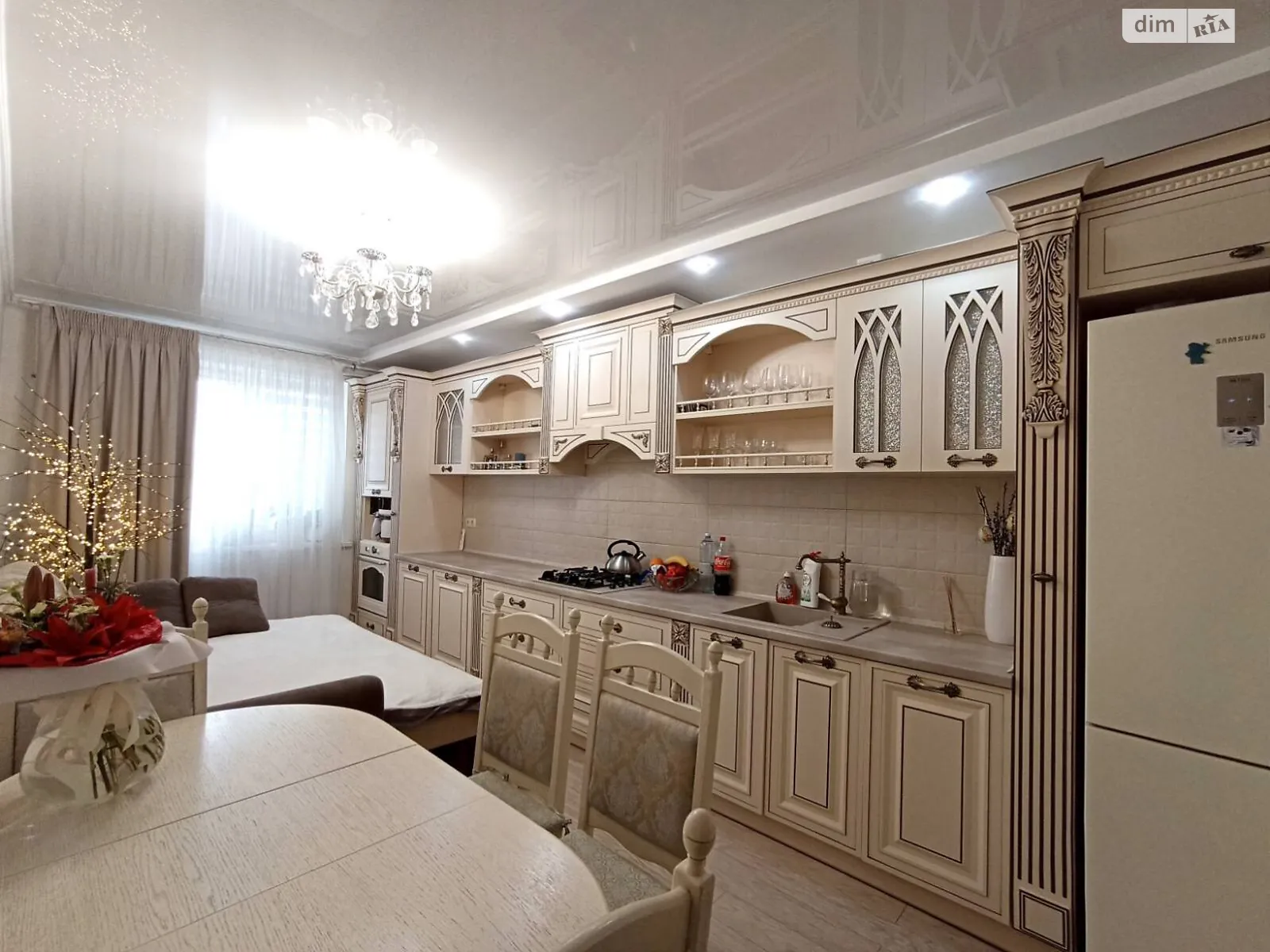 Продается 1-комнатная квартира 52 кв. м в Зарванцах, ул. Одесская