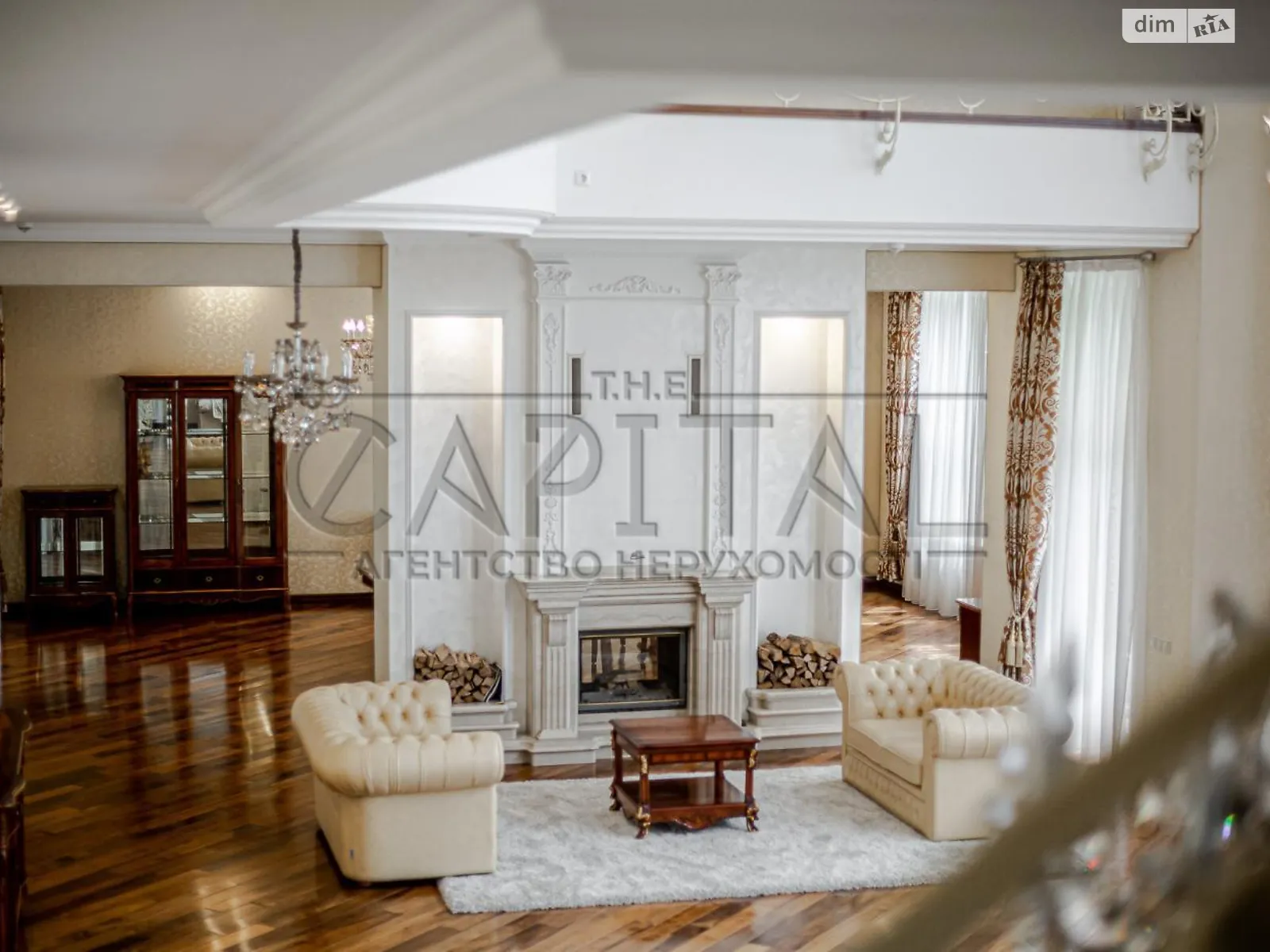 Сдается в аренду дом на 4 этажа 900 кв. м с гаражом, цена: 10000 $ - фото 1