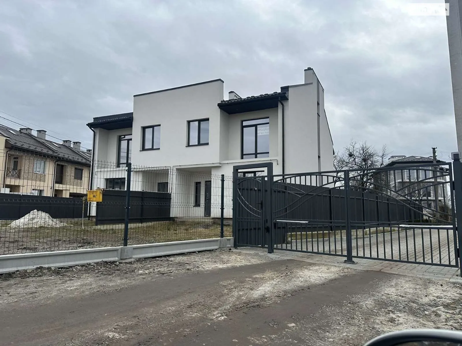 вул. Землеробна, цена: 155000 $