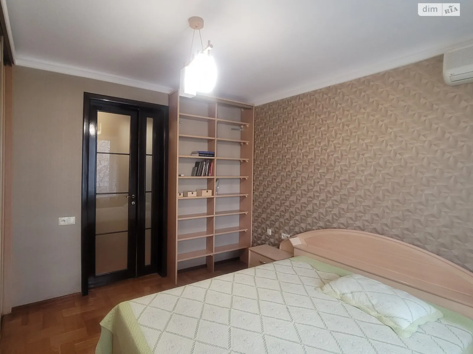 Продается 3-комнатная квартира 78 кв. м в Харькове - фото 2