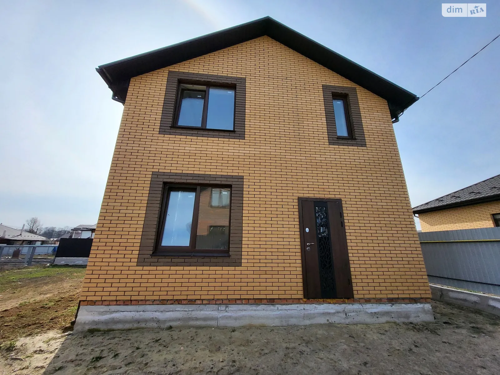 Продается дом на 2 этажа 125 кв. м с бассейном, цена: 88000 $ - фото 1