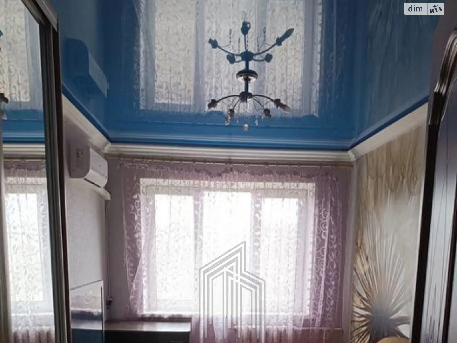 Продается 2-комнатная квартира 45 кв. м в Киеве, ул. Серожупанников(Валентина Серова), 34 - фото 1