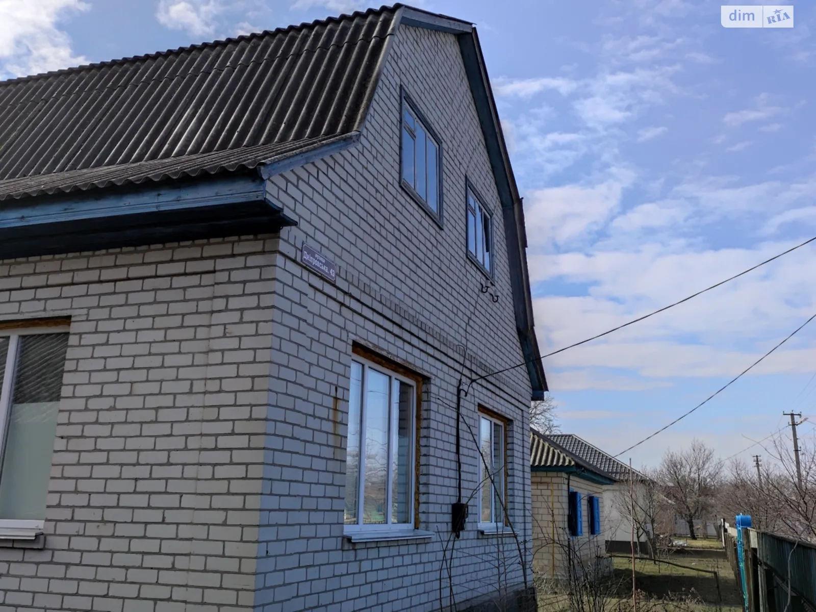 Продається будинок 2 поверховий 115 кв. м з каміном, цена: 38000 $