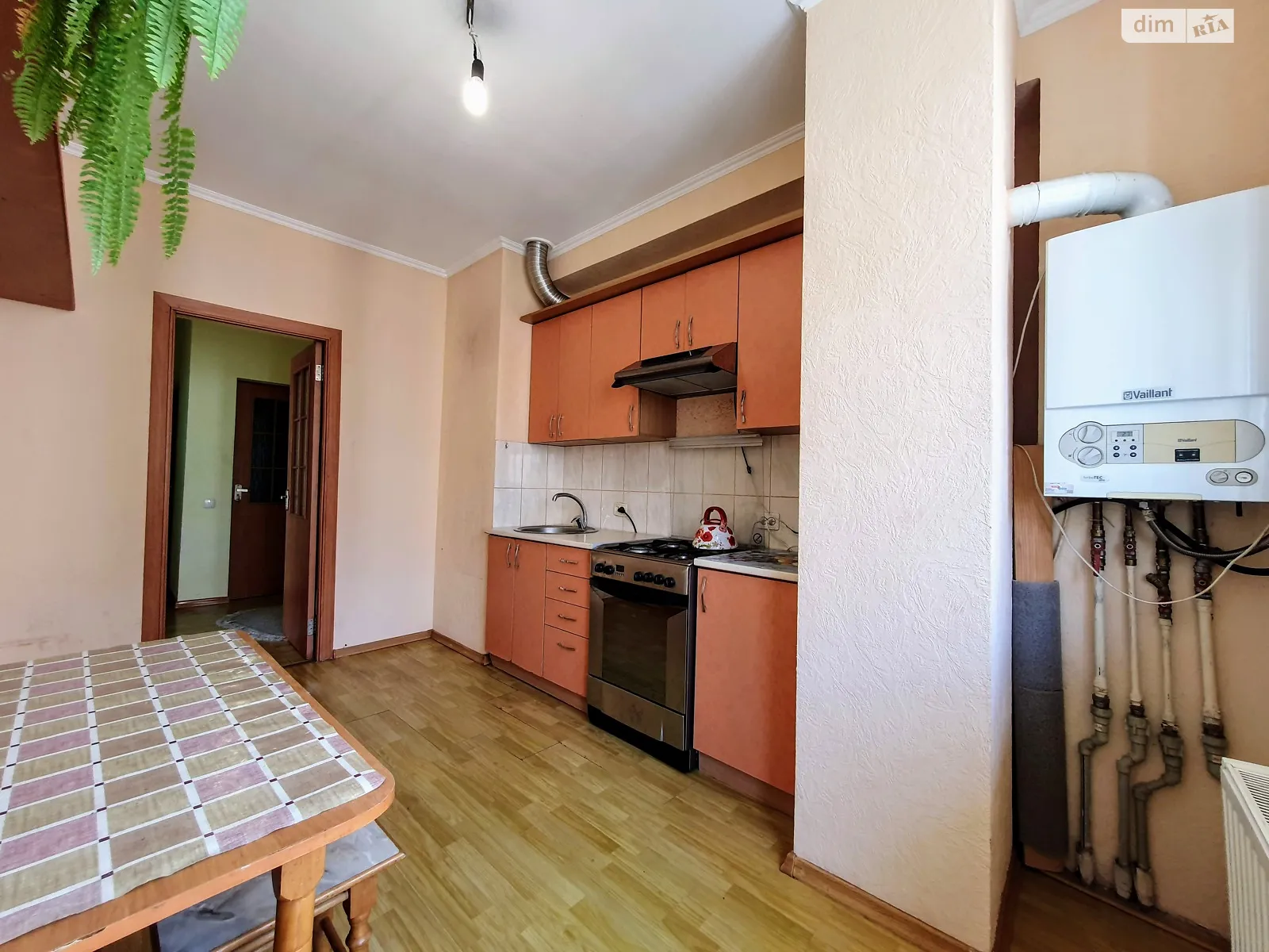 Продается 2-комнатная квартира 69 кв. м в Черновцах - фото 3