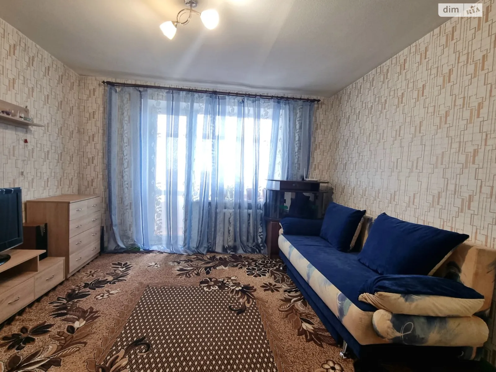 Продается 1-комнатная квартира 34 кв. м в Днепре, ул. Квартальная(Гладкова)