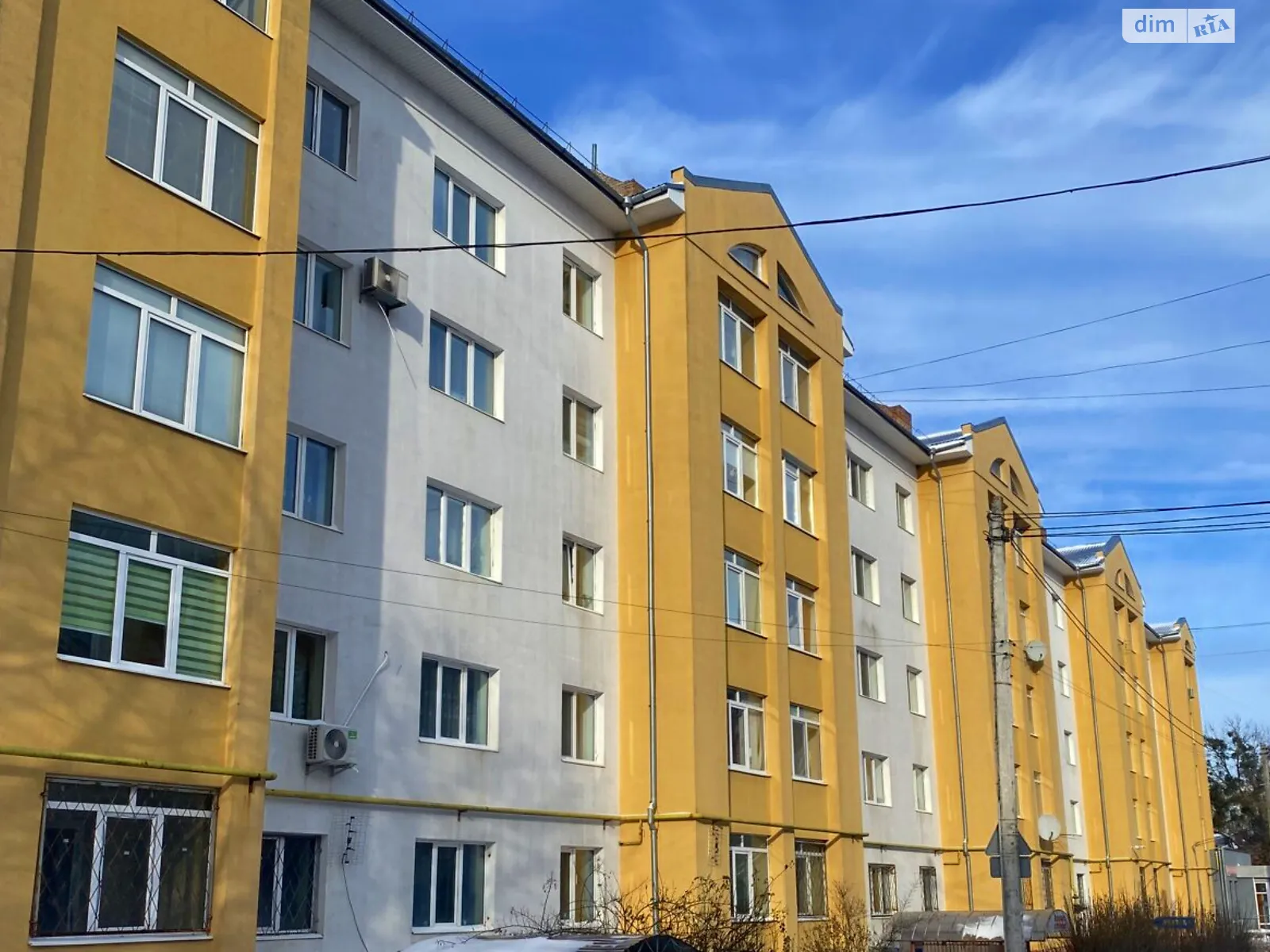 Продается 3-комнатная квартира 89.2 кв. м в Ровно - фото 1