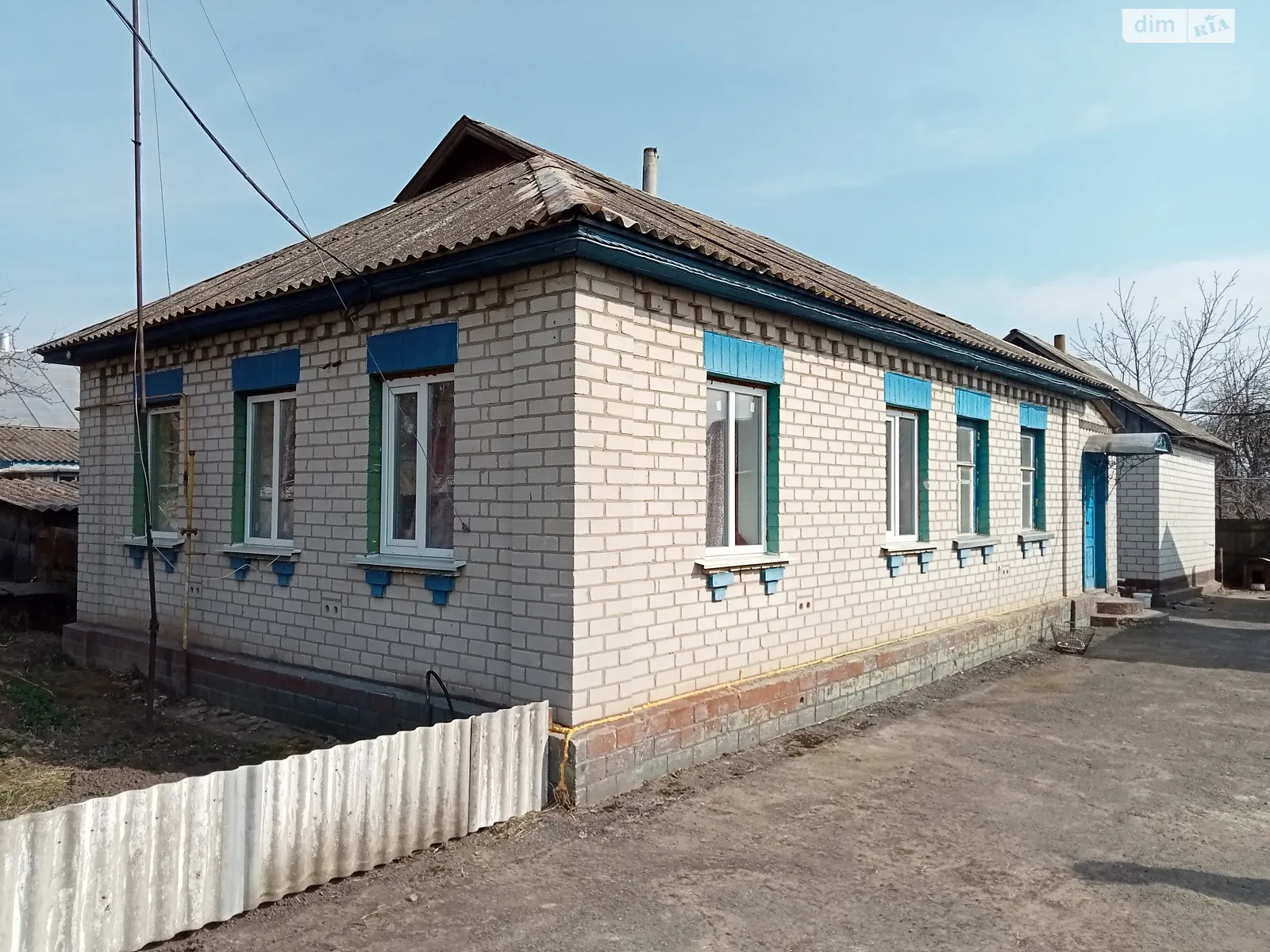 Продається одноповерховий будинок 80 кв. м з каміном, цена: 20000 $