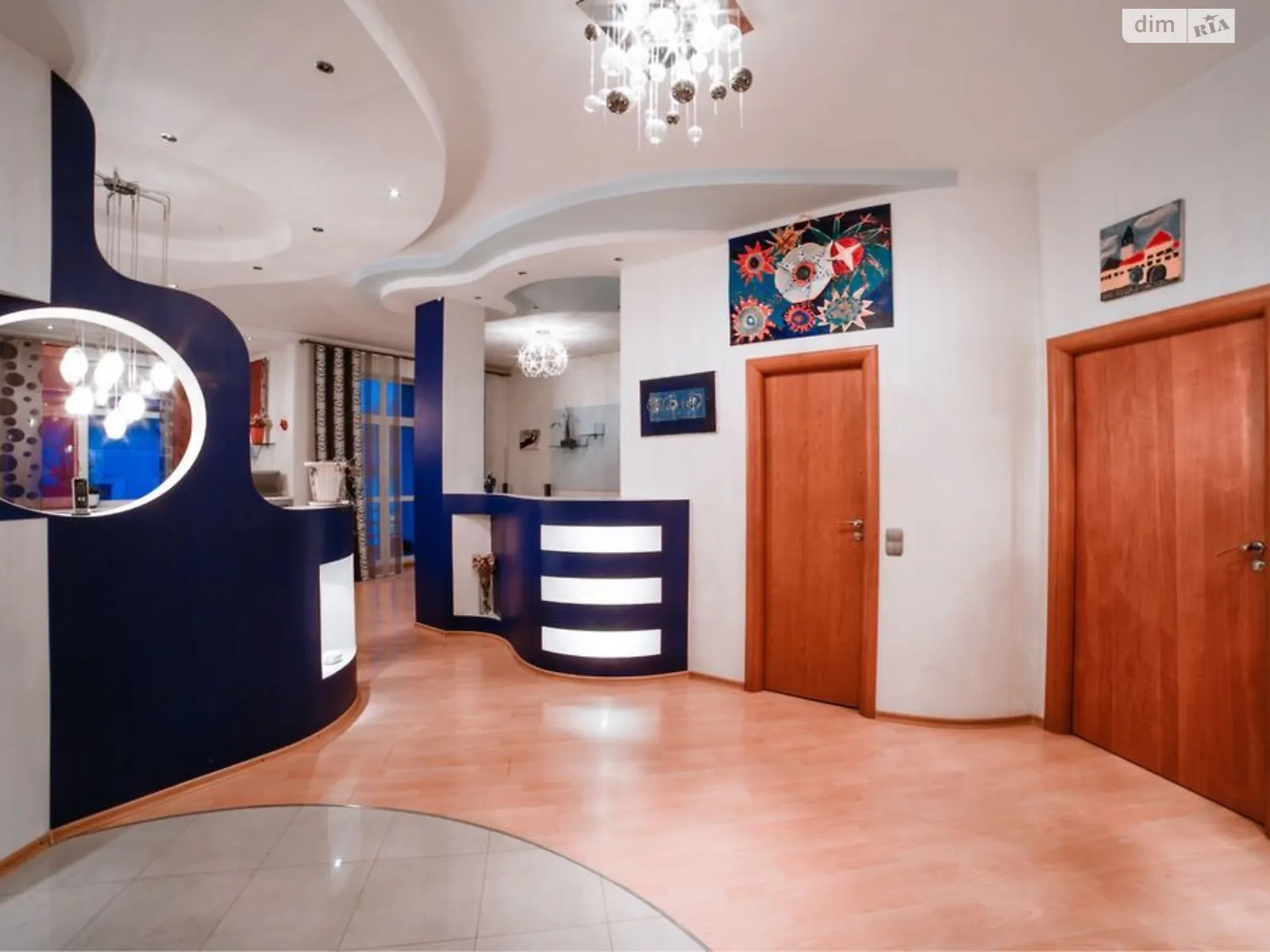 Продается 2-комнатная квартира 96 кв. м в Львове, ул. Мечникова - фото 1