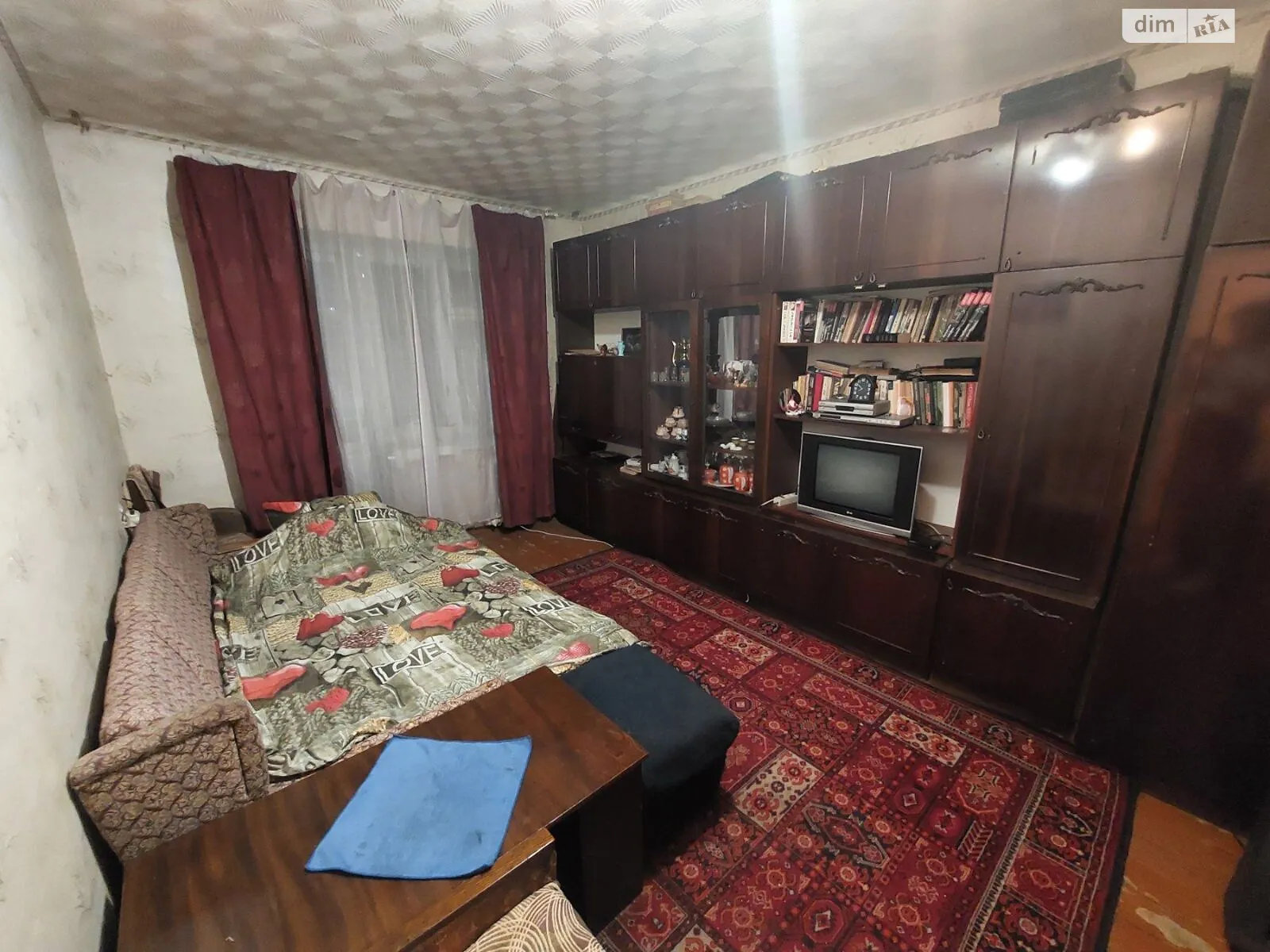 Продается 1-комнатная квартира 32 кв. м в Полтаве