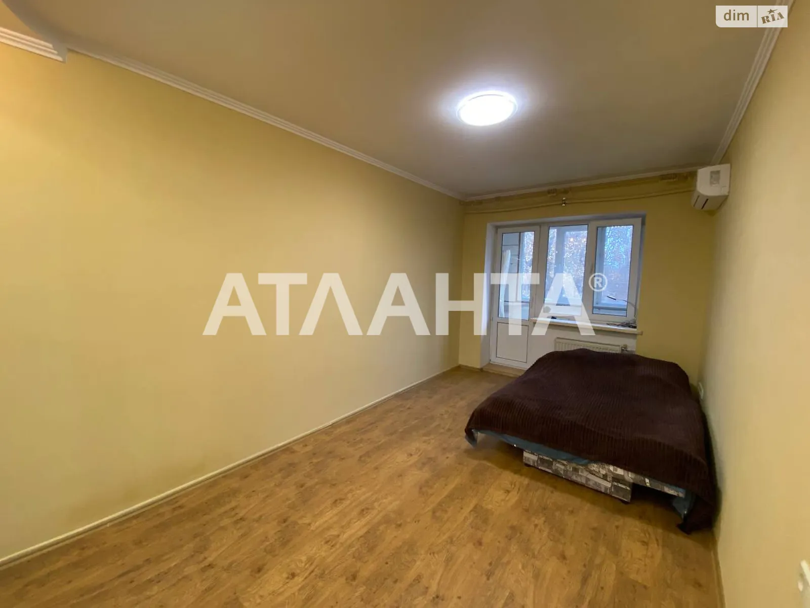 Продается 1-комнатная квартира 28 кв. м в Одессе, ул. Краснова - фото 1