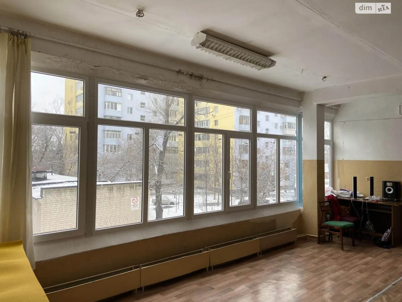 Продается помещения свободного назначения 1490 кв. м в 3-этажном здании - фото 2