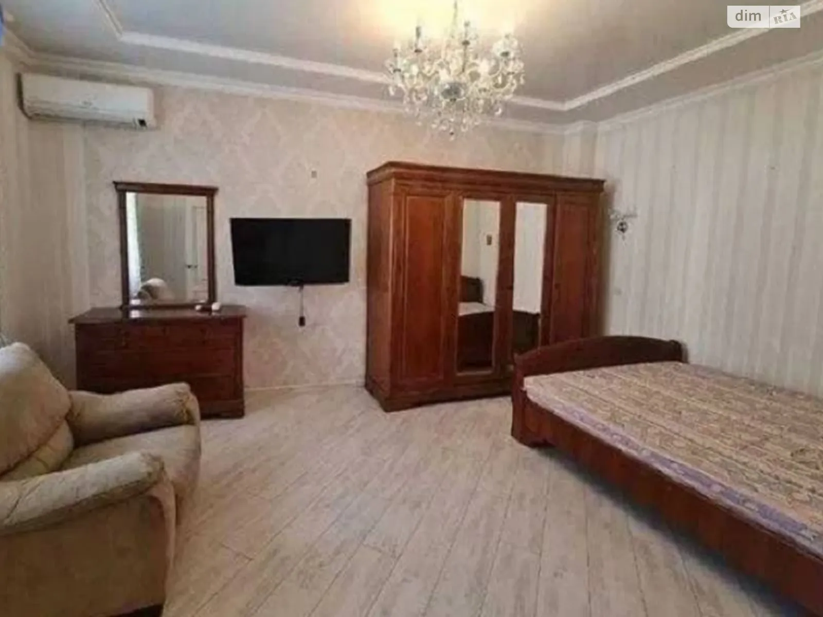 Продається одноповерховий будинок 47 кв. м з каміном, цена: 85000 $