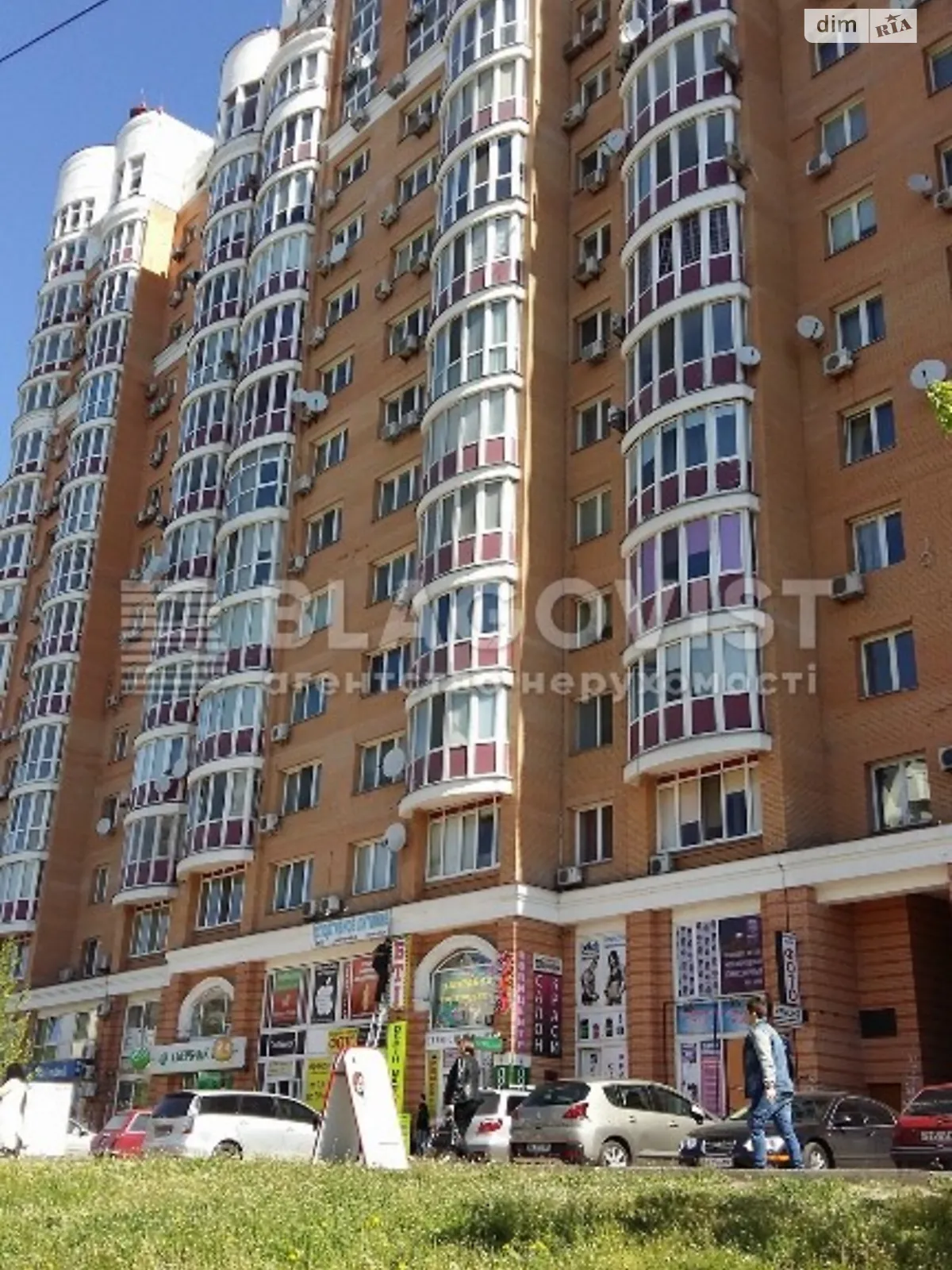 Продается 2-комнатная квартира 116 кв. м в Киеве, ул. Левка Лукьяненко, 21 - фото 1