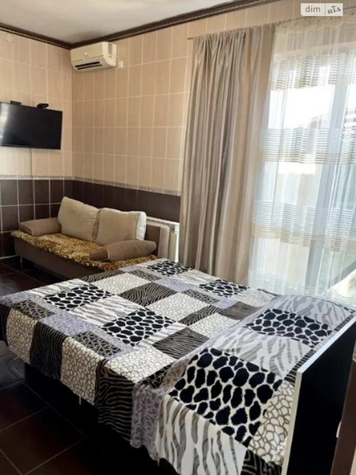 Здається в оренду 1-кімнатна квартира 36 кв. м у Одесі, цена: 5490 грн