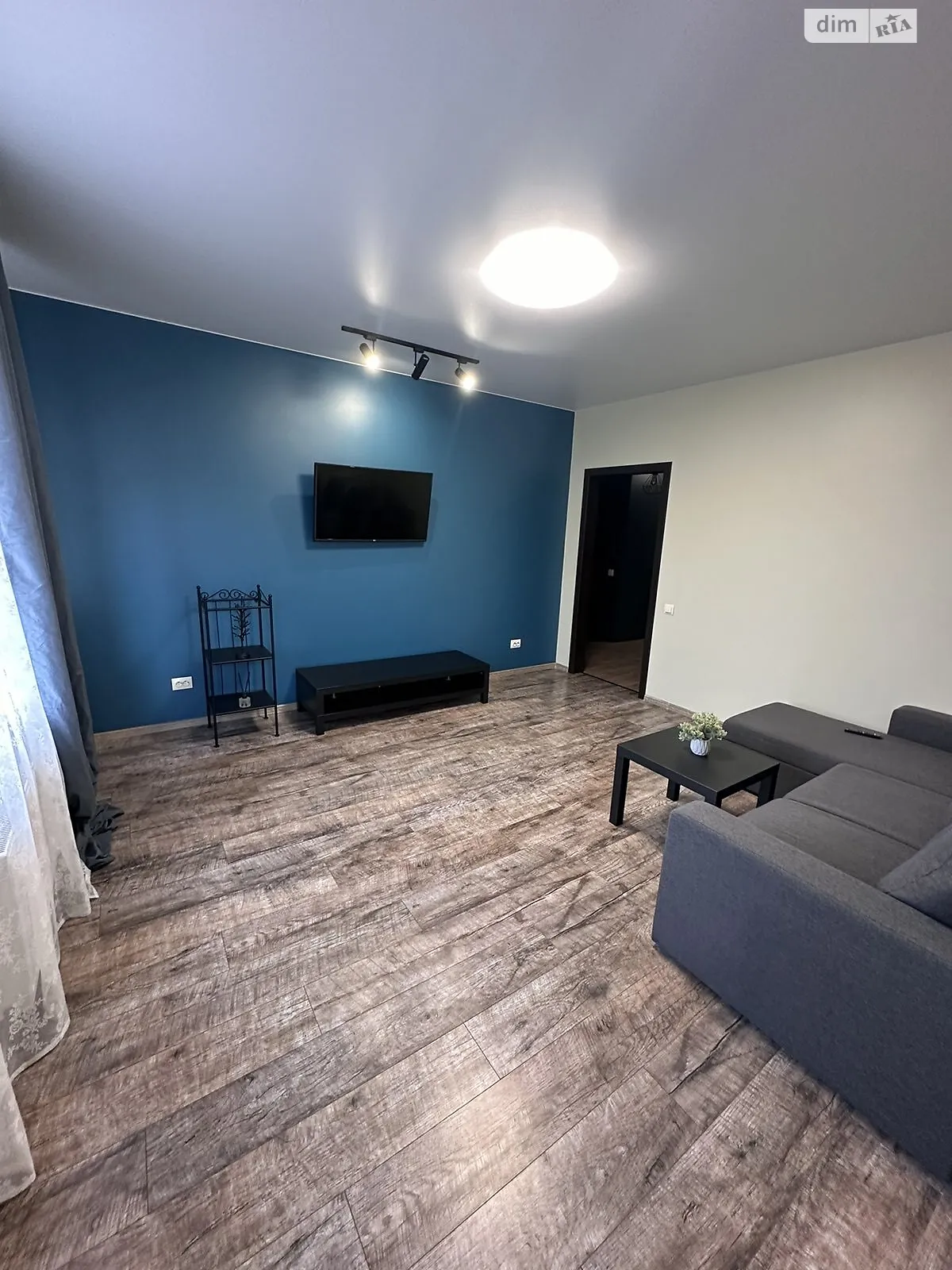 2-кімнатна квартира 65 кв. м у Луцьку, цена: 17000 грн