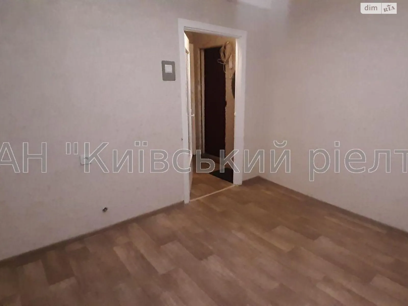 Продается 1-комнатная квартира 23 кв. м в Киеве, цена: 32000 $