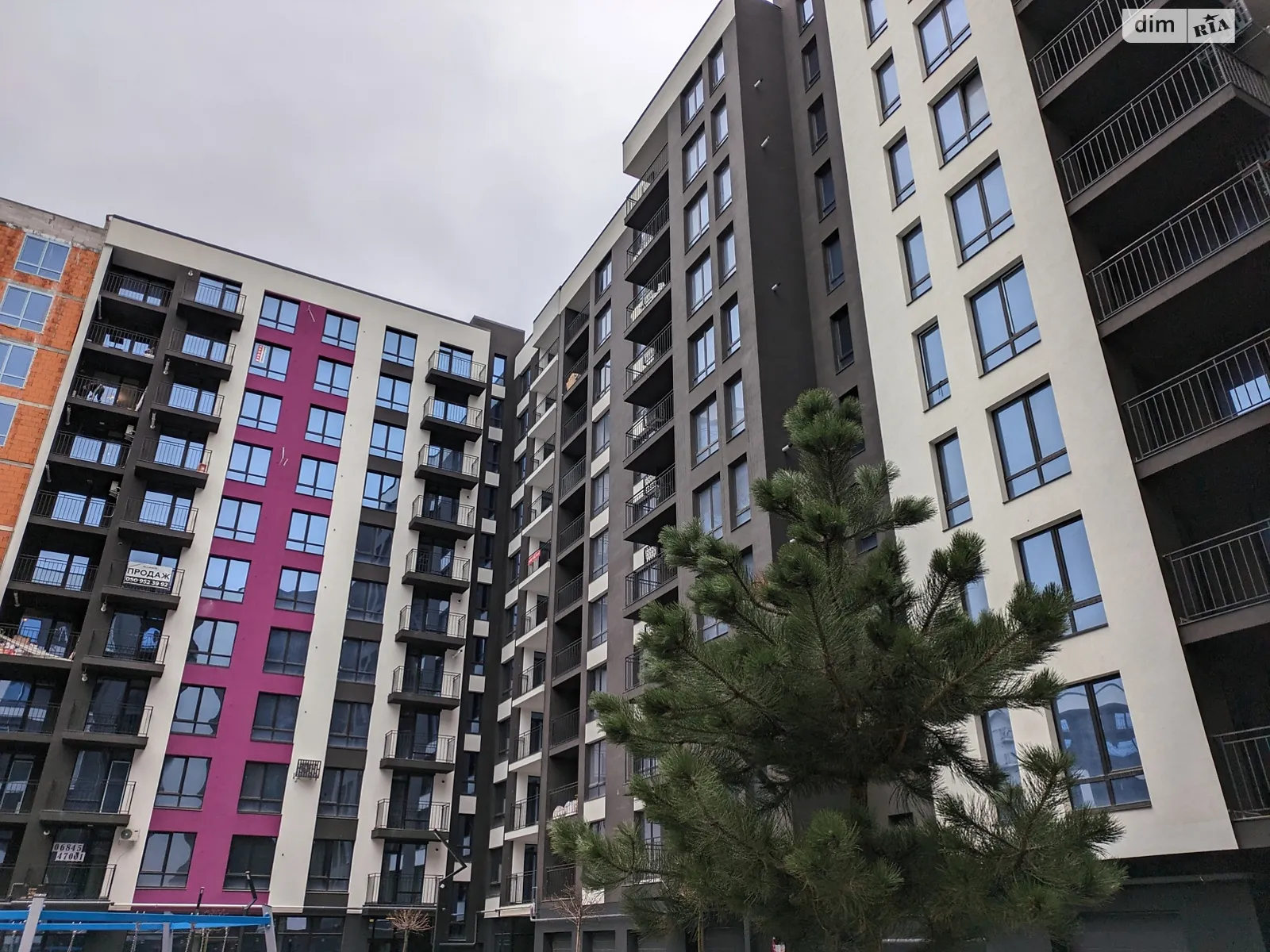 Продается 2-комнатная квартира 58 кв. м в Ивано-Франковске, цена: 59999 $ - фото 1