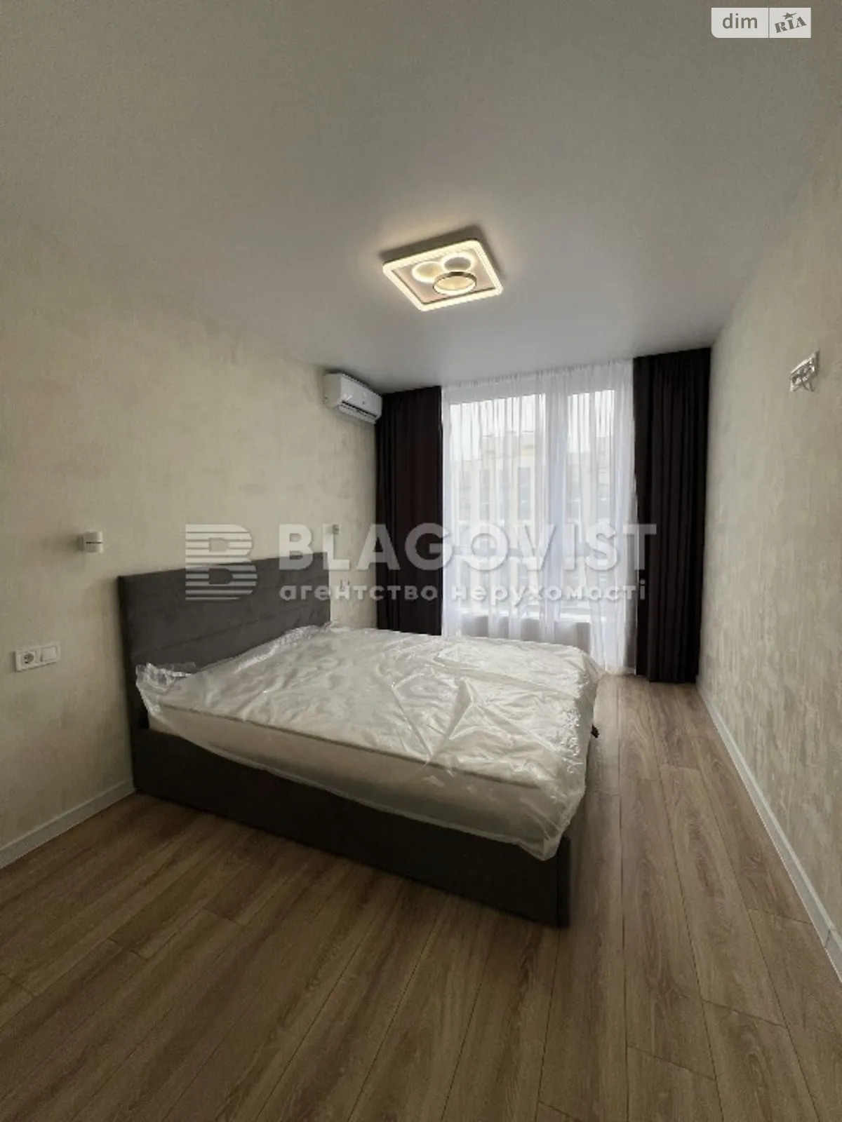 Продається 2-кімнатна квартира 63 кв. м у Києві, цена: 120000 $