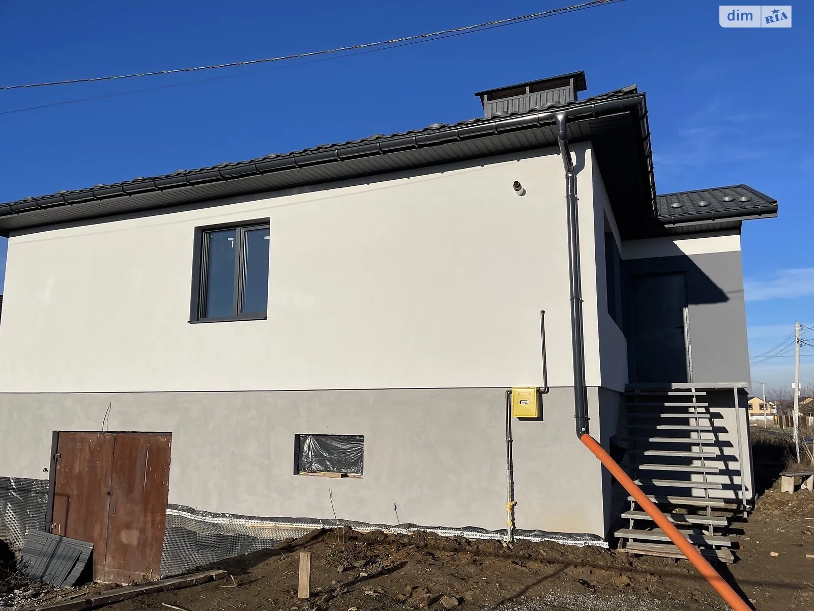 Продається одноповерховий будинок 210 кв. м с басейном, цена: 114000 $ - фото 1