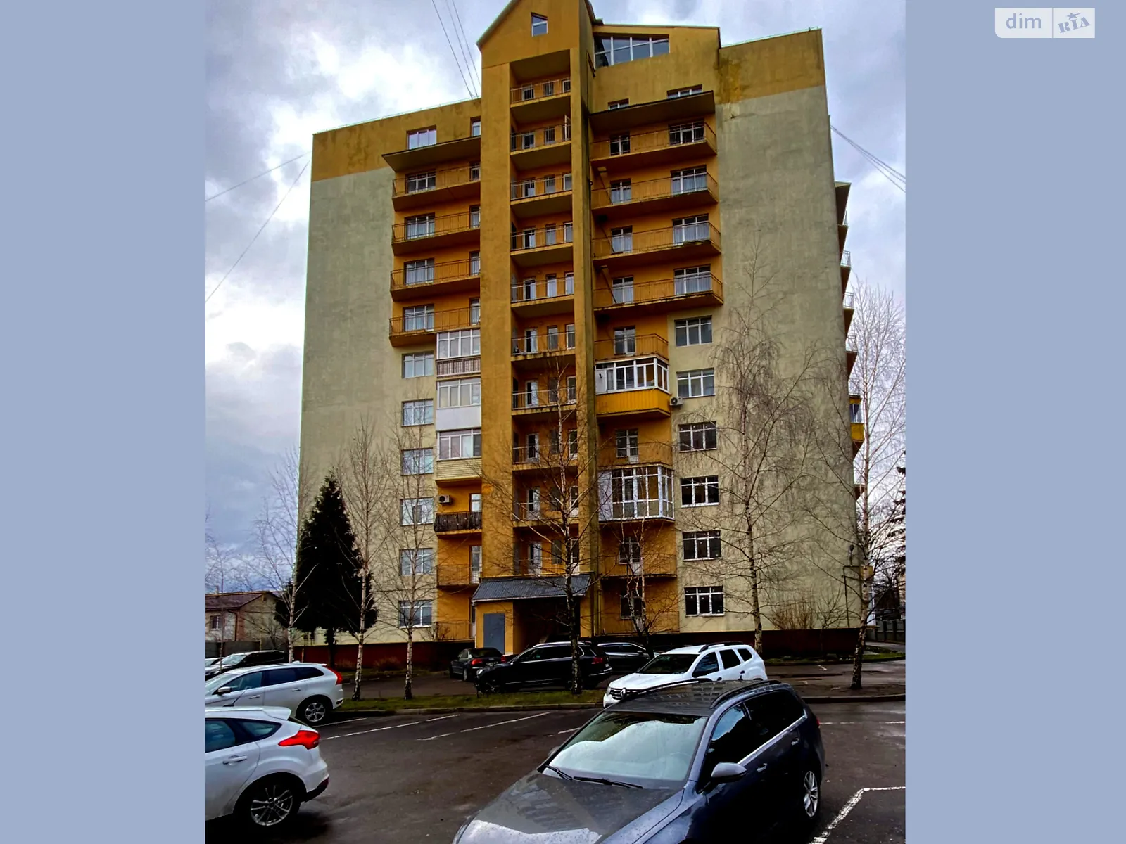 Продается 3-комнатная квартира 82.5 кв. м в Ровно, цена: 63938 $