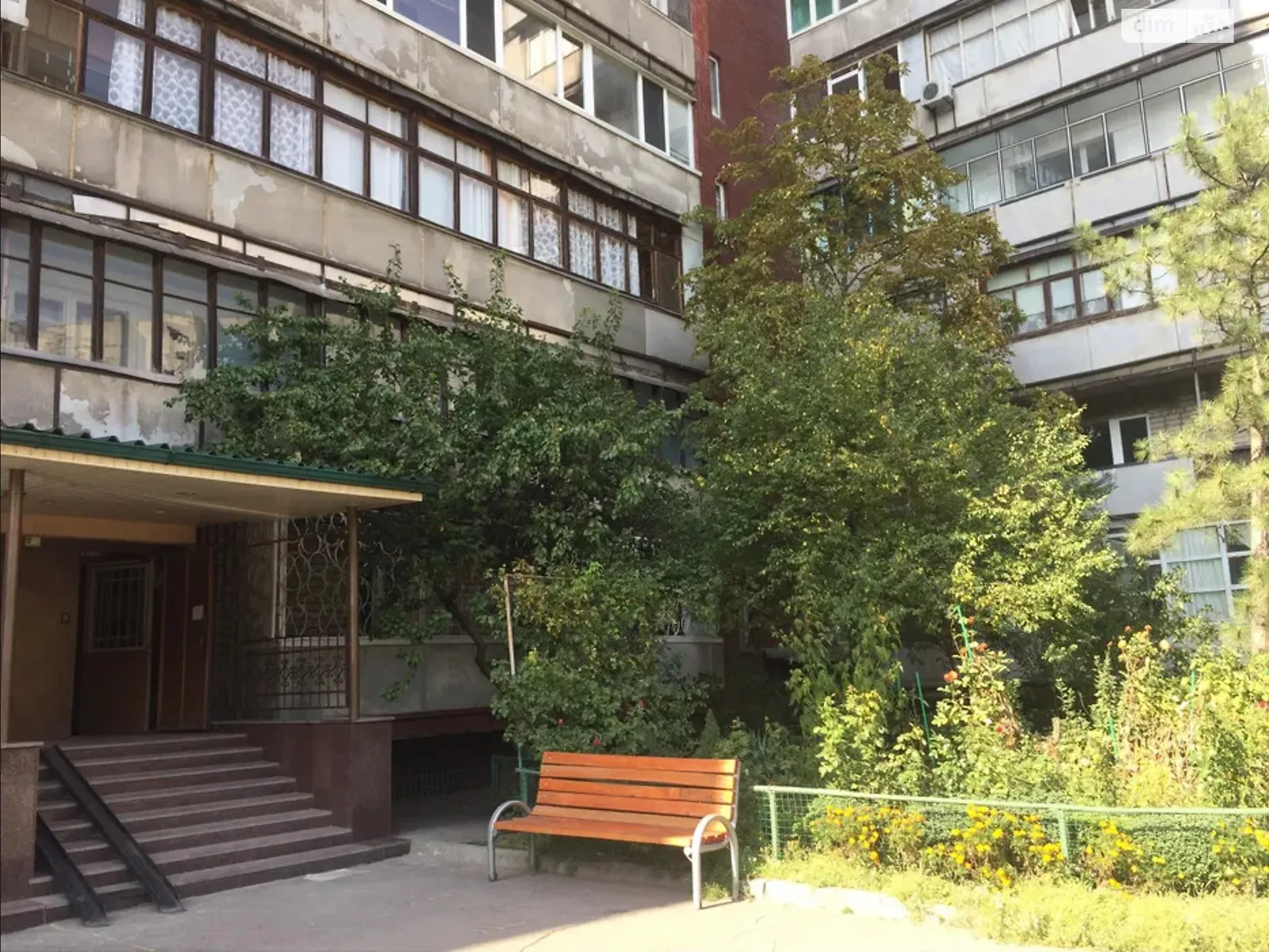 Продается 2-комнатная квартира 65 кв. м в Днепре, цена: 56000 $