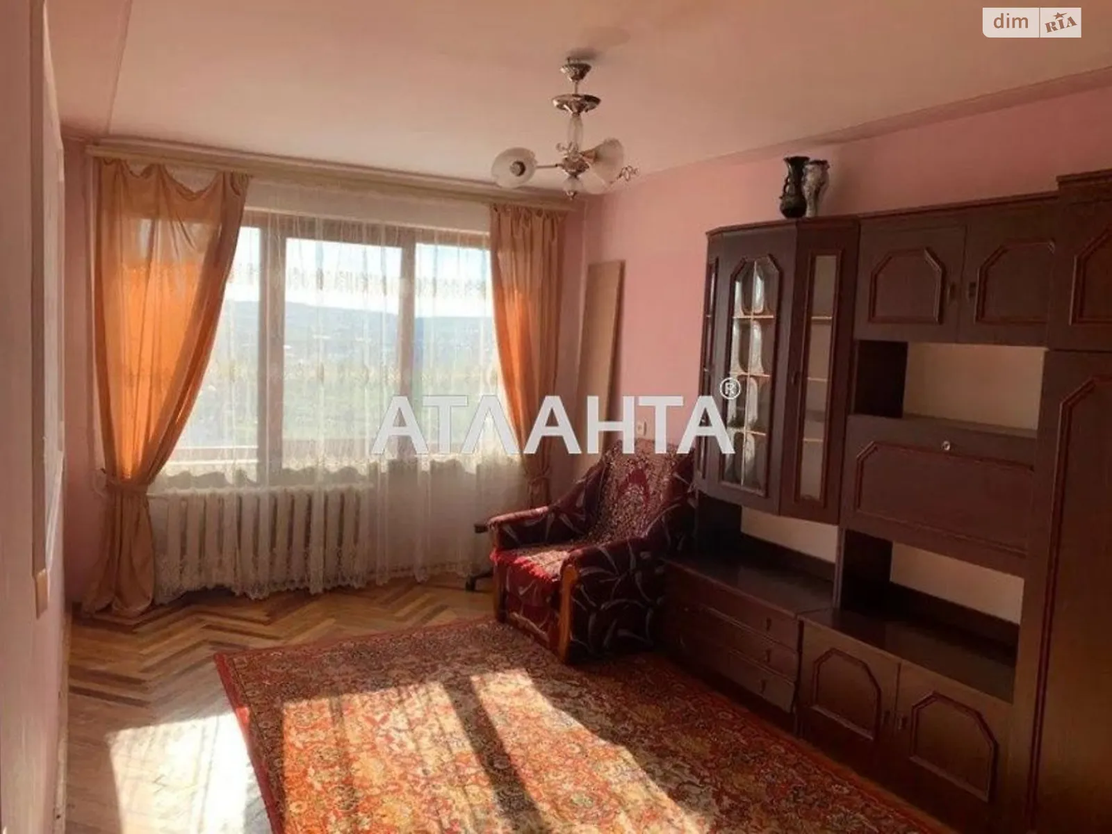 Продается 4-комнатная квартира 98 кв. м в Дублянах, цена: 65000 $