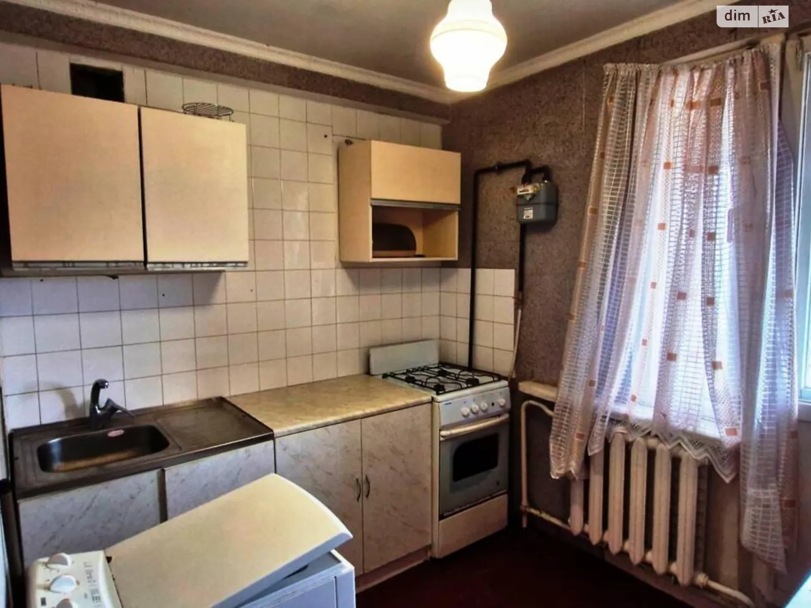 Продается 1-комнатная квартира 29.4 кв. м в Черноморске, ул. Александрийская