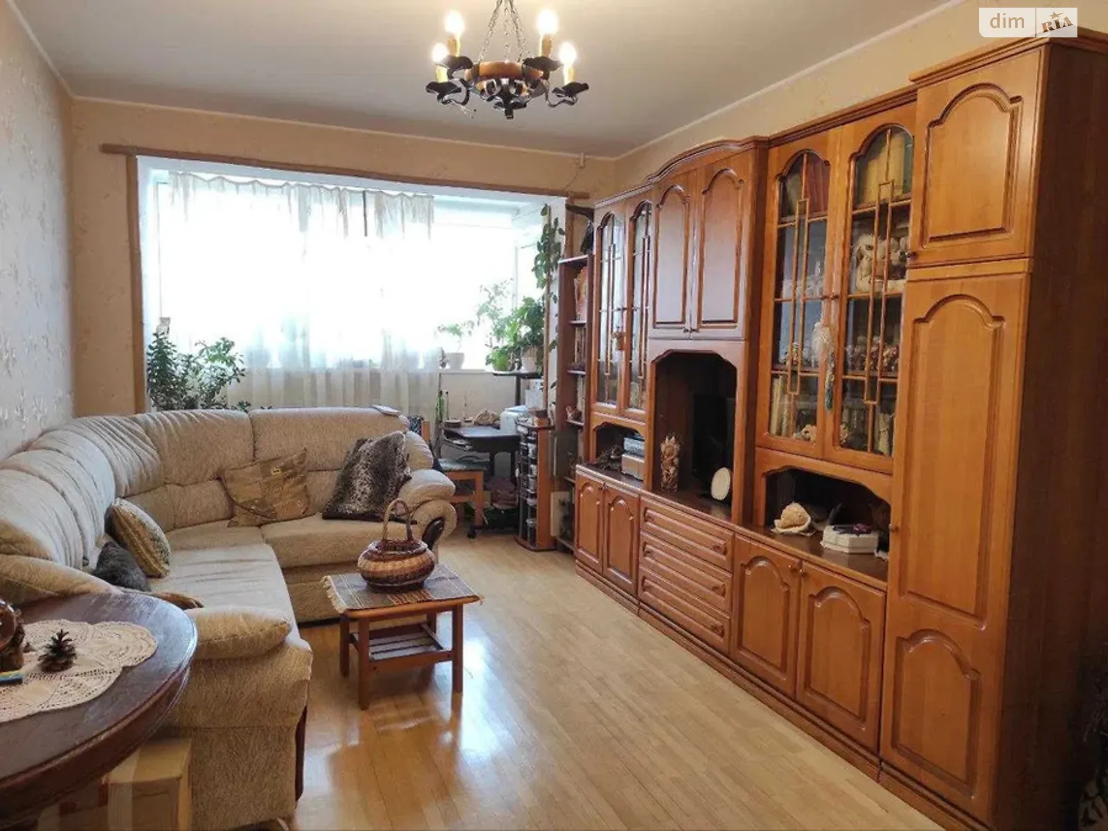 Продается 3-комнатная квартира 72 кв. м в Киеве, ул. Героев Днепра, 17 - фото 1