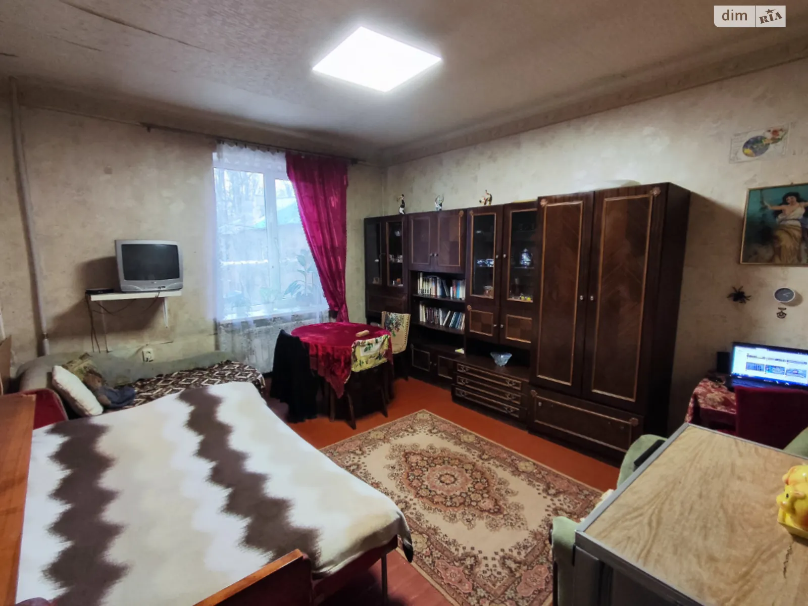 Продается 1-комнатная квартира 33 кв. м в Днепре, ул. Краснопольская